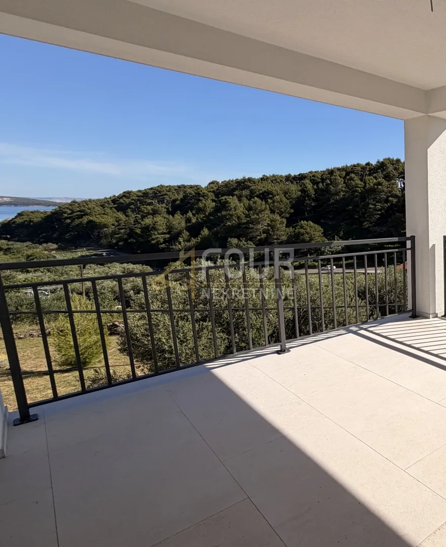 otok rab, banjol, 3s+db, terasa, pogled na more - slika 2