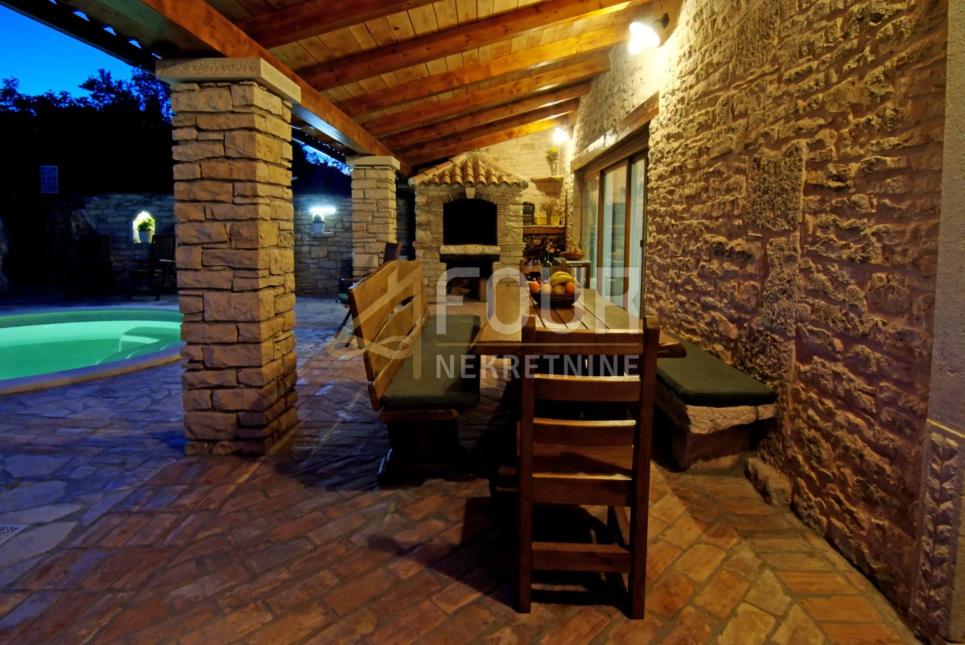 istra, barban, prekrasana vila s bazenom - slika 9