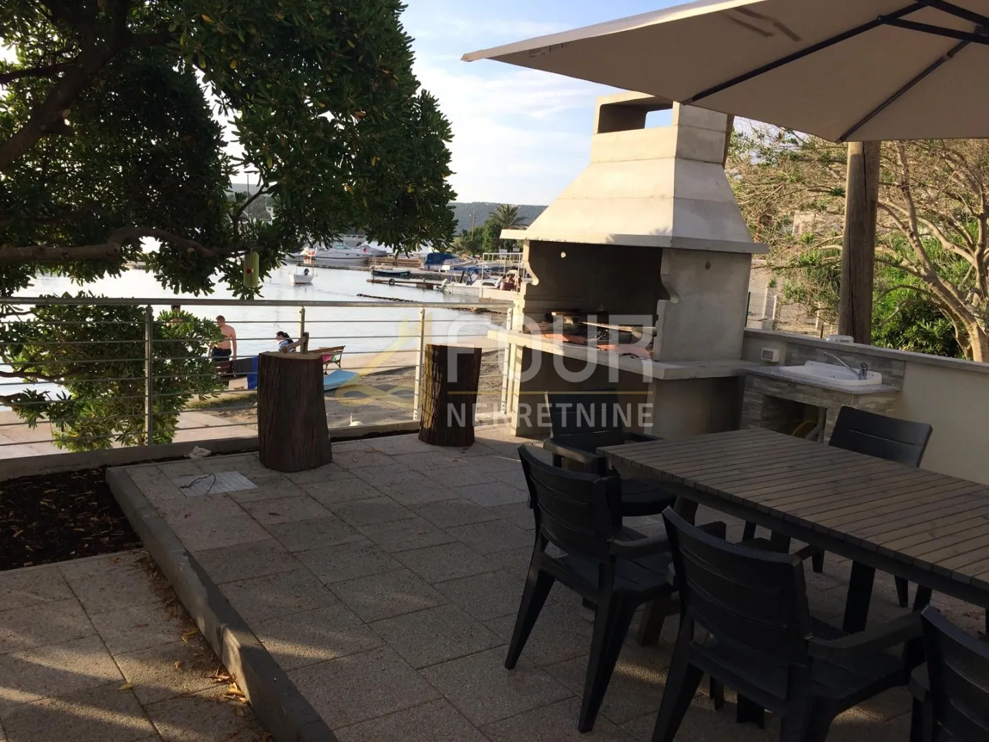 otok rab, supetarska draga, apartmanska kuća, 1. red do mora - slika 18