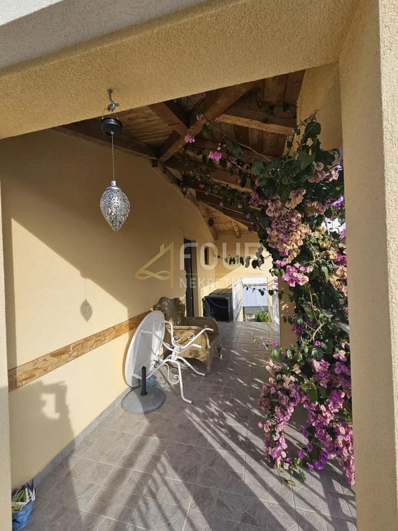 šibenik, vodice, samostojeća kuća, 220m2 - slika 10