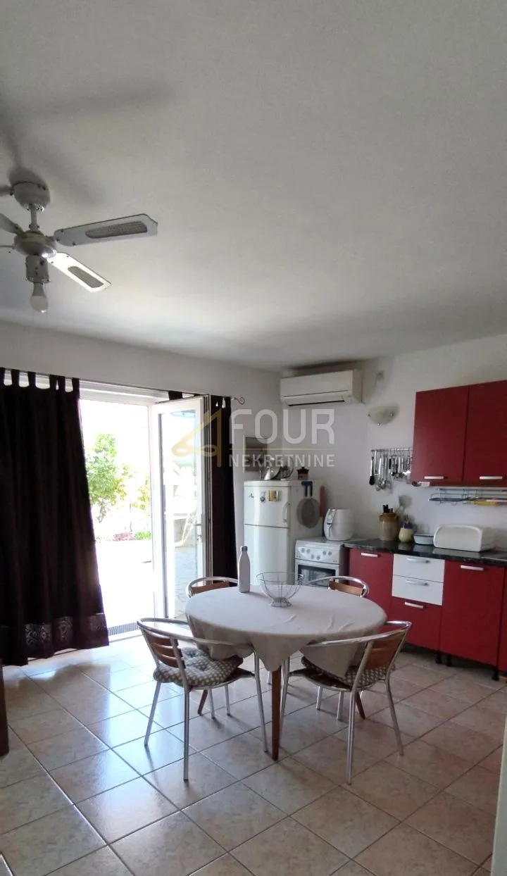 korčula, lumbarda, kuća s dva stana 180m od mora! - slika 3