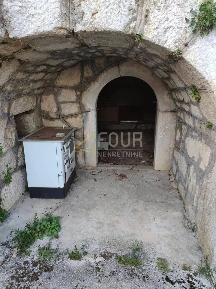 novi vinodolski, grižane, kamena starina s pogledom na more - slika 5