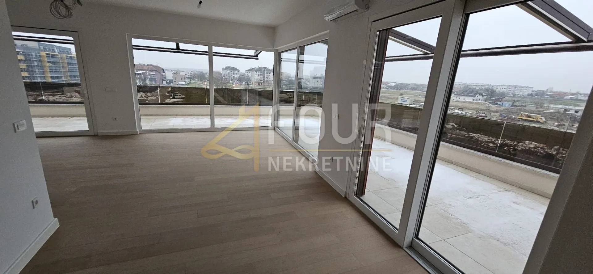velika gorica, dvoetažni 3s+db, 141.91m2, terasa - slika 2