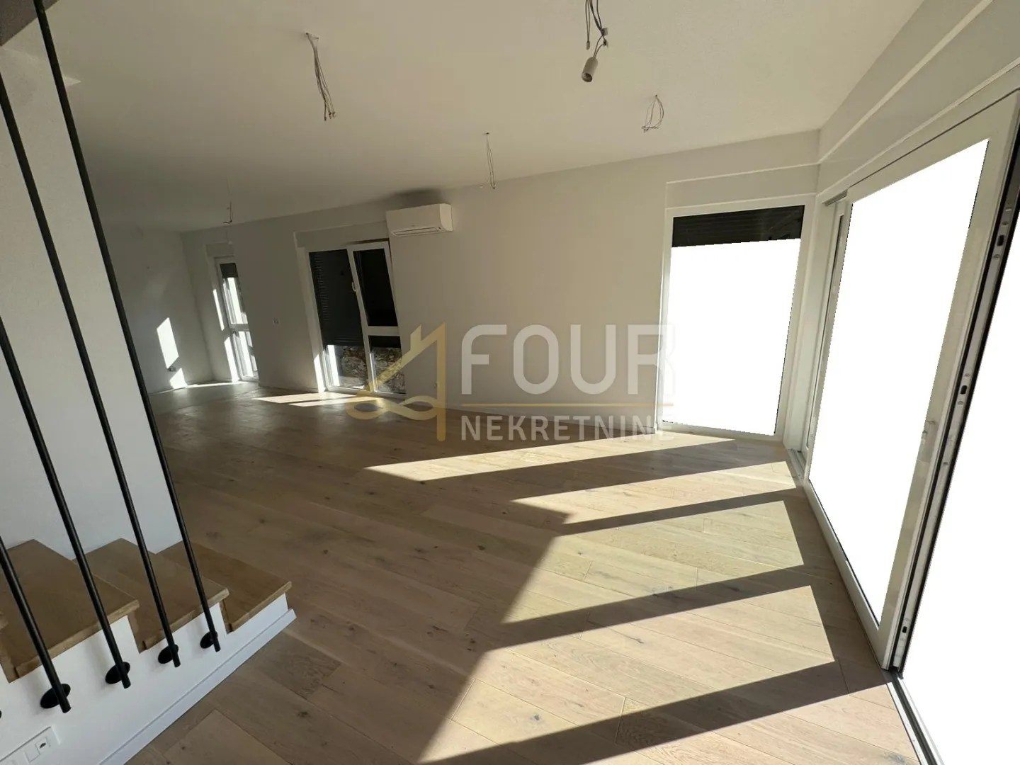 pavlovac, vrhunska novogradnja, 144.5m2, 3s+db, lođa, krovna terasa - slika 5