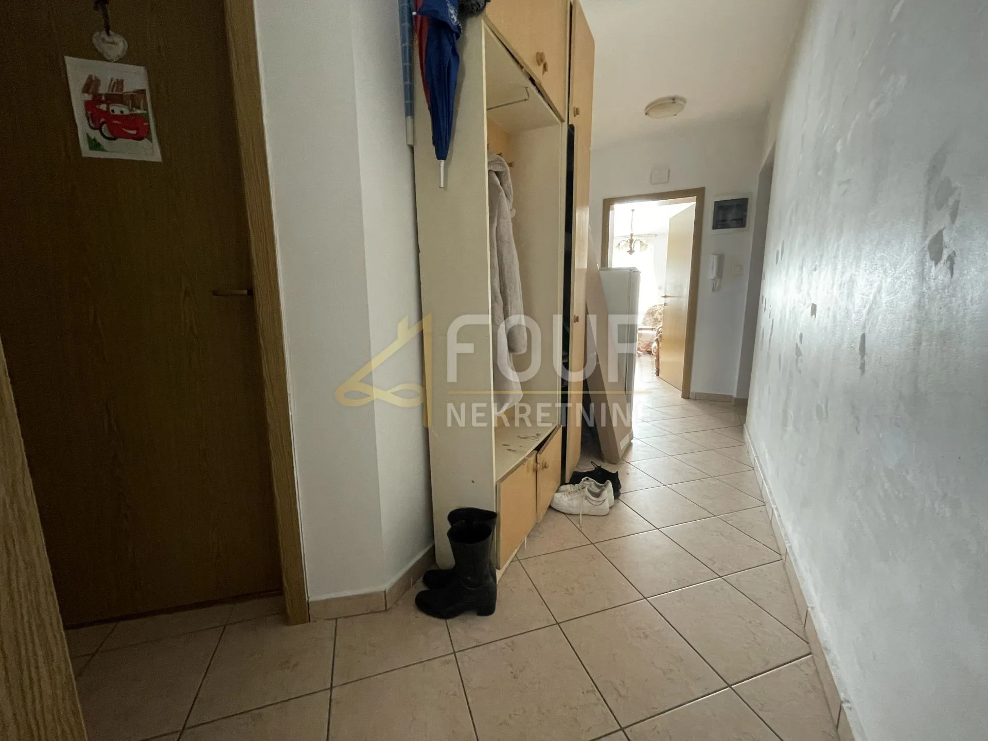 viškovo, 61.09m2, 3s+db, balkon - slika 8