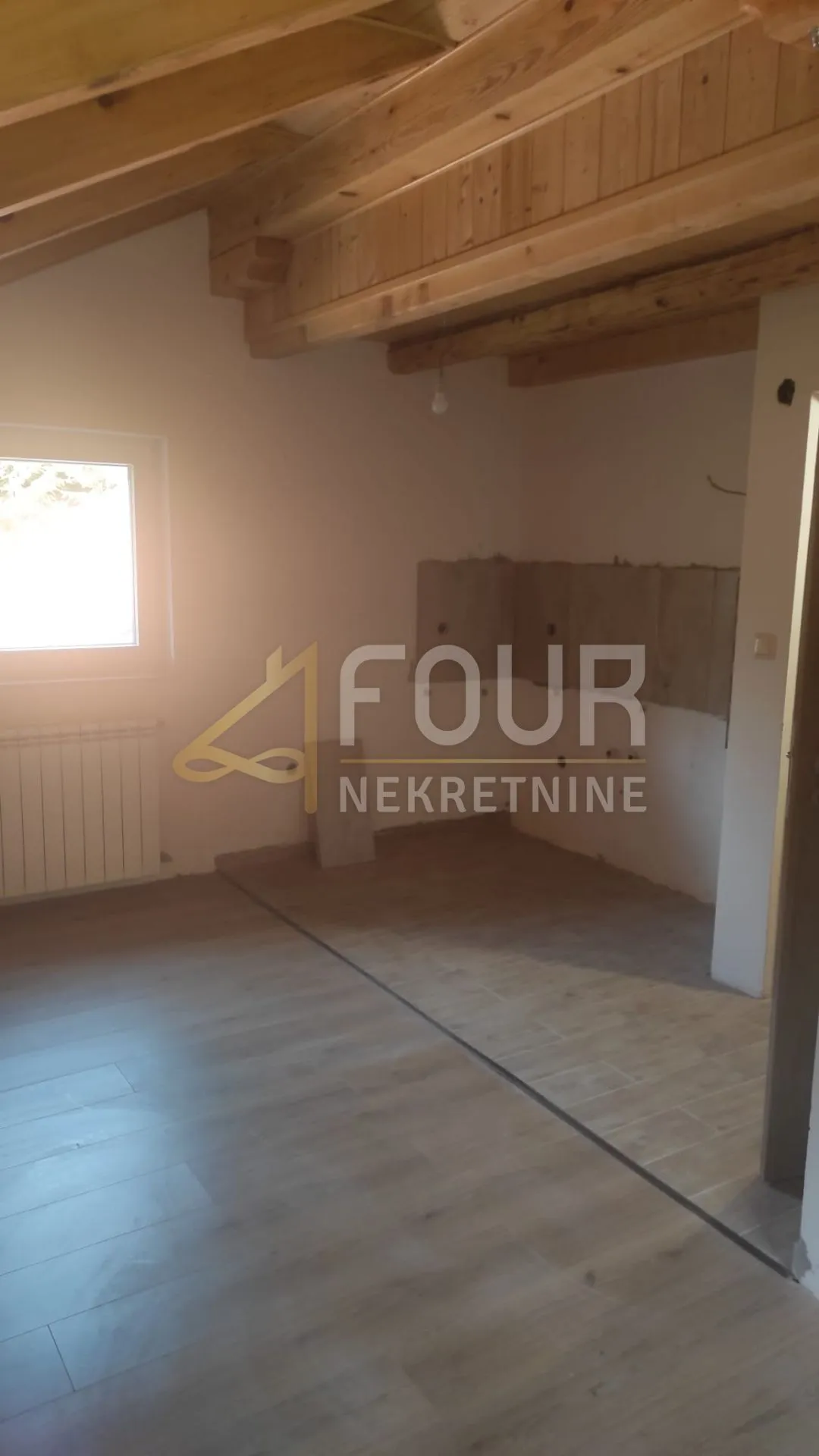 gorski kotar, vrbovsko - okolica, kuća od 355.14m2 na osami - slika 8