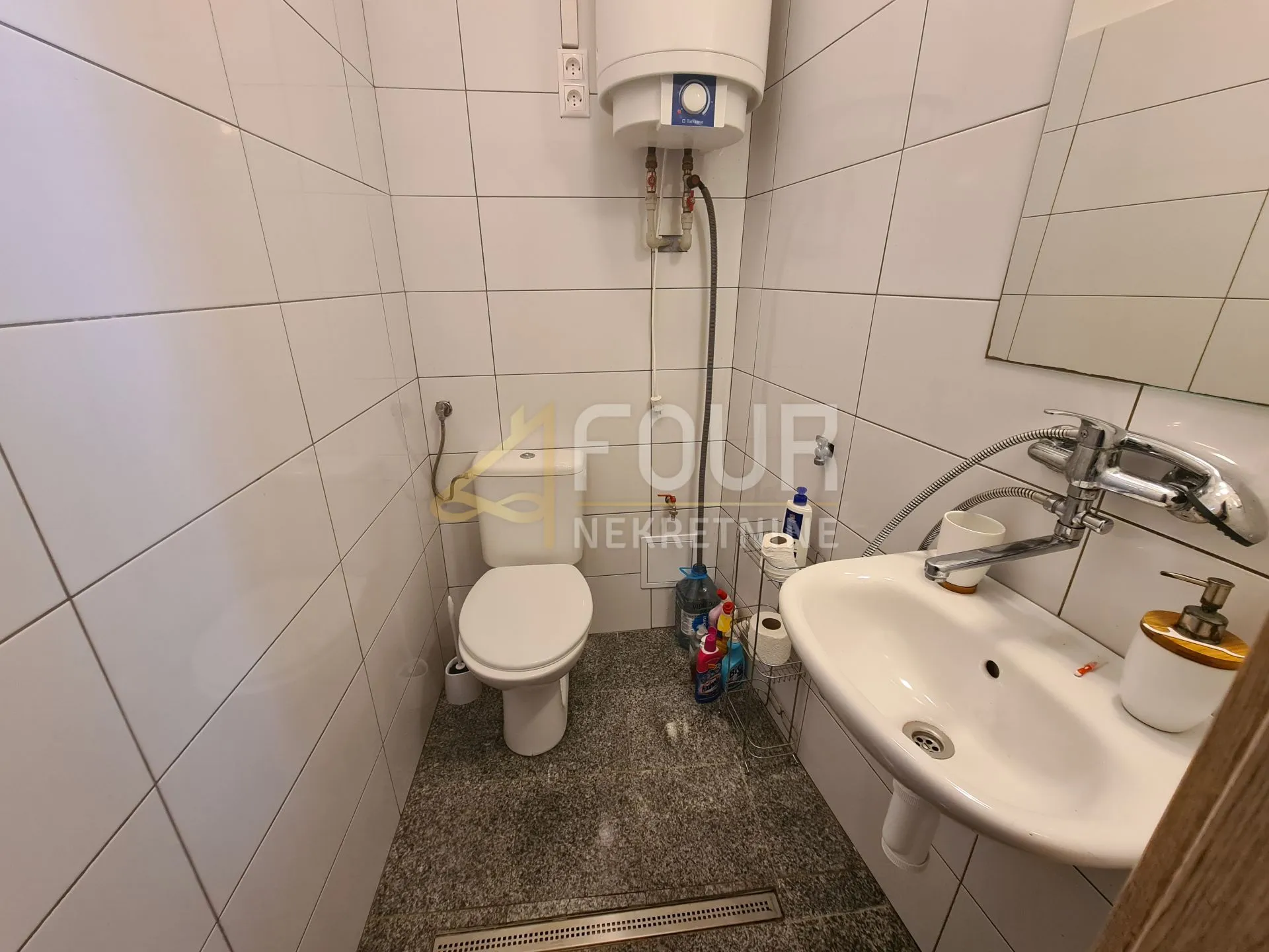 otok krk, malinska, adaptiran kameni objekt s prekrasnom okućnicom - slika 10