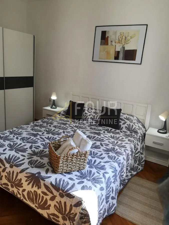 rijeka, pulac, samostojeća kuća s 3 stana i 3 garaže, bazen, panoramski pogled - slika 11