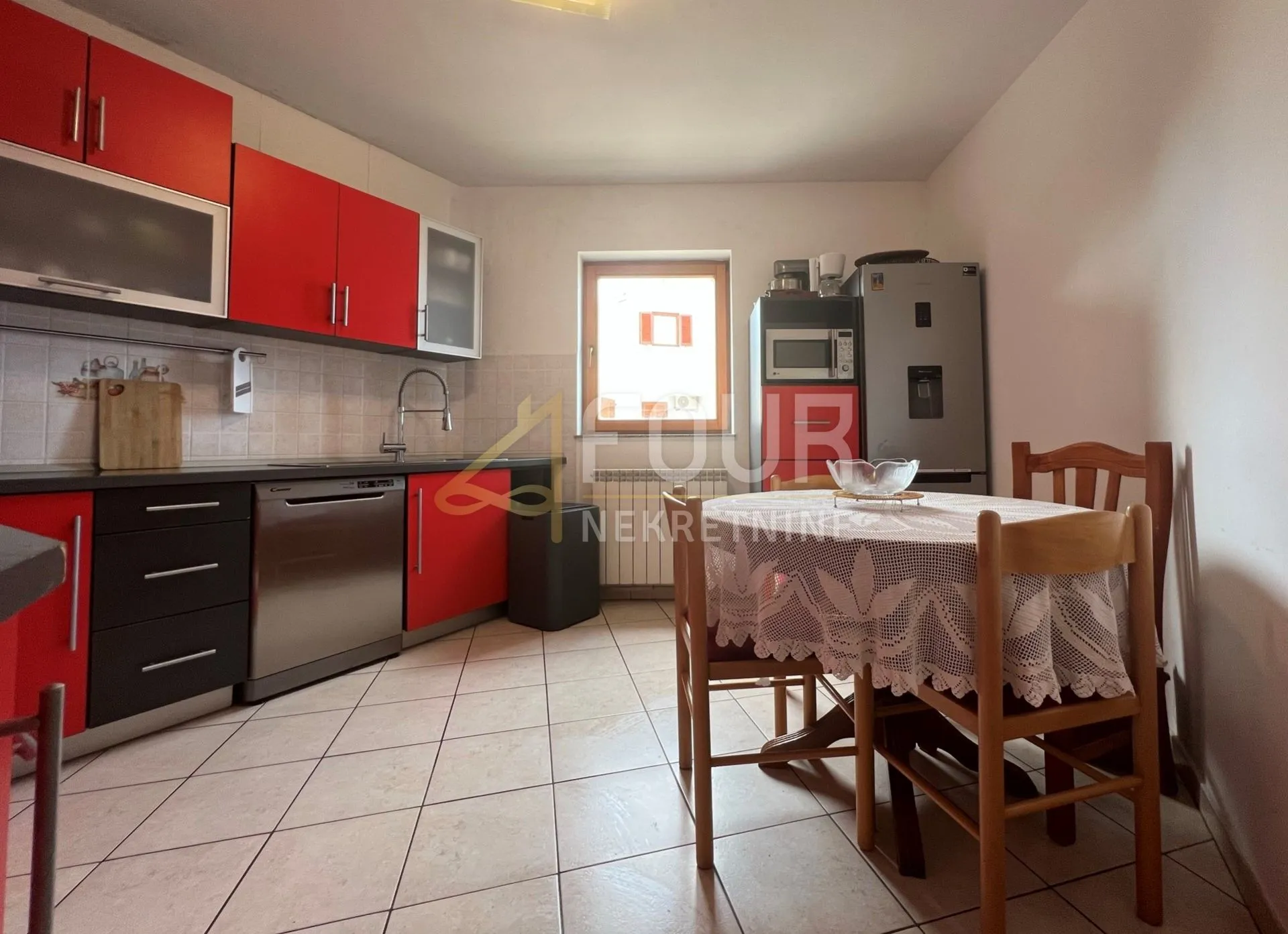 otok krk, njivice, 2s+db+studio apartman, 500m od mora - slika 7