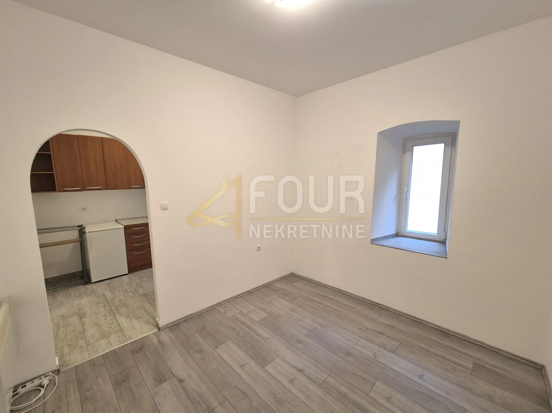 najam, rijeka, centar, adaptiran stan, 23.23m2, 1skl - slika 3