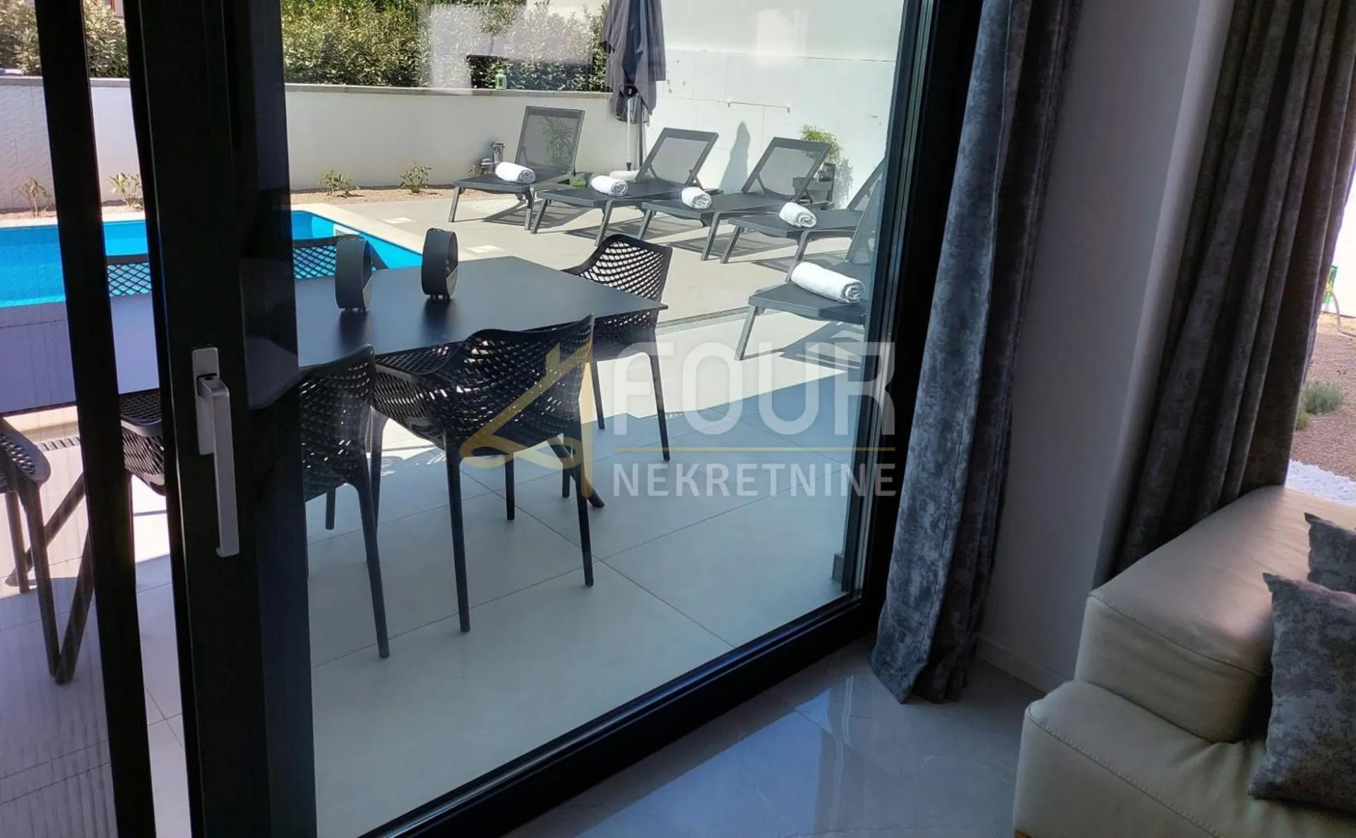 otok krk, malinska, dvoetažni 3s+db, 91.03m2, okućnica, bazen - slika 16