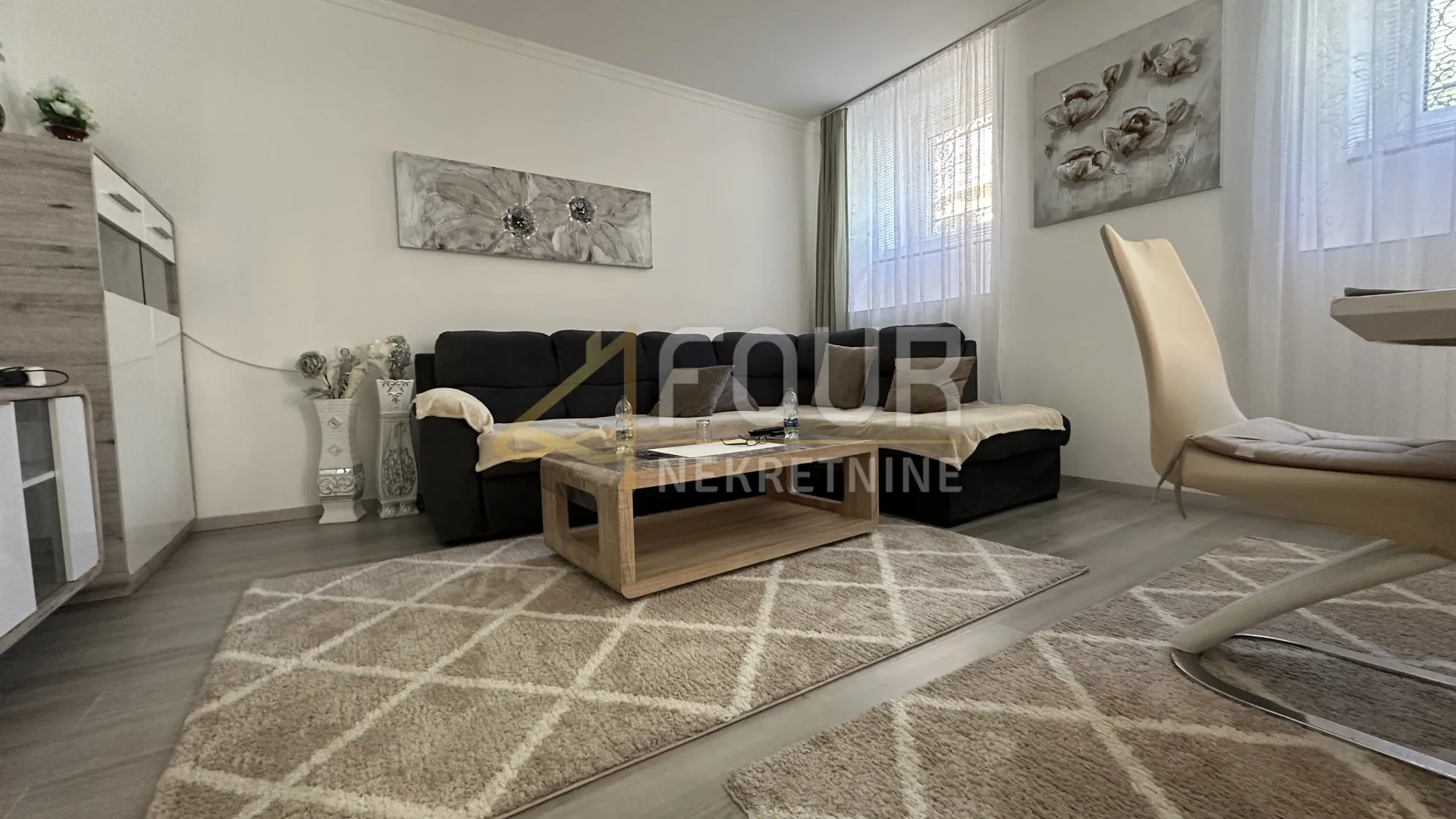 Rijeka - širi centar, 70.46m2, 3skl, namješten stan