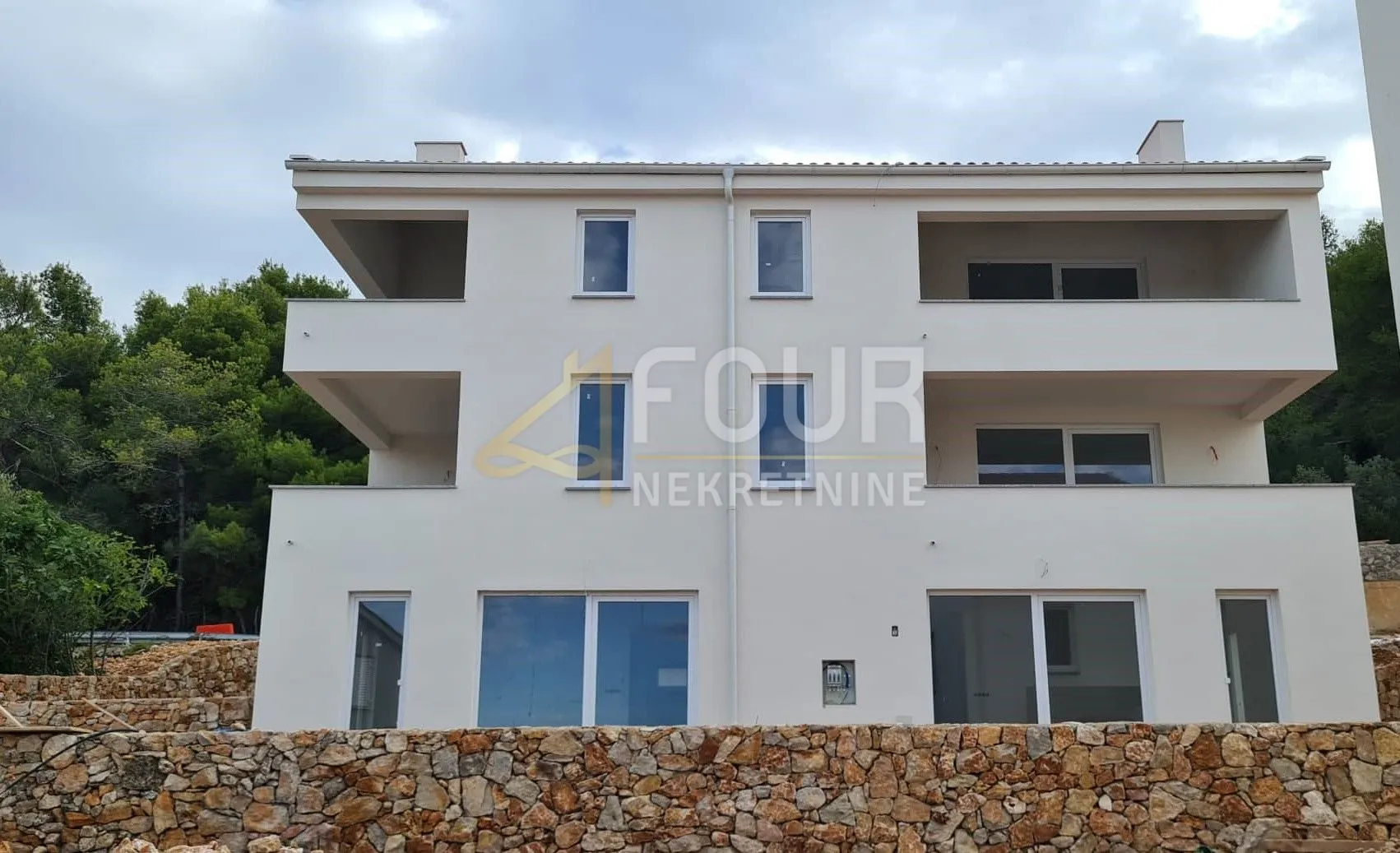otok cres, cres, novogradnja, 100m2, 2s+db, terasa - slika 3