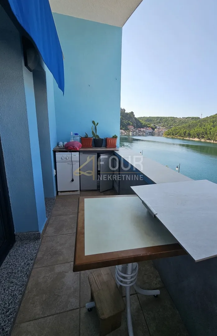 dalmacija, novigrad, 1s+db, 43.33m2, prvi red do mora - slika 10
