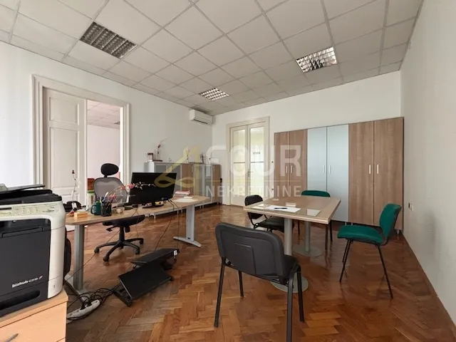 rijeka, centar, 112.25m2, prostran gradski stan - slika 8
