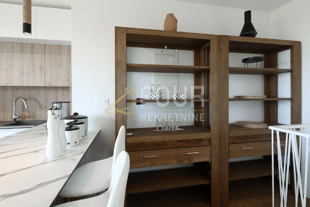 opatija, ika, 108.51m2, dvoetažni 2s+db, terasa i balkon - slika 9