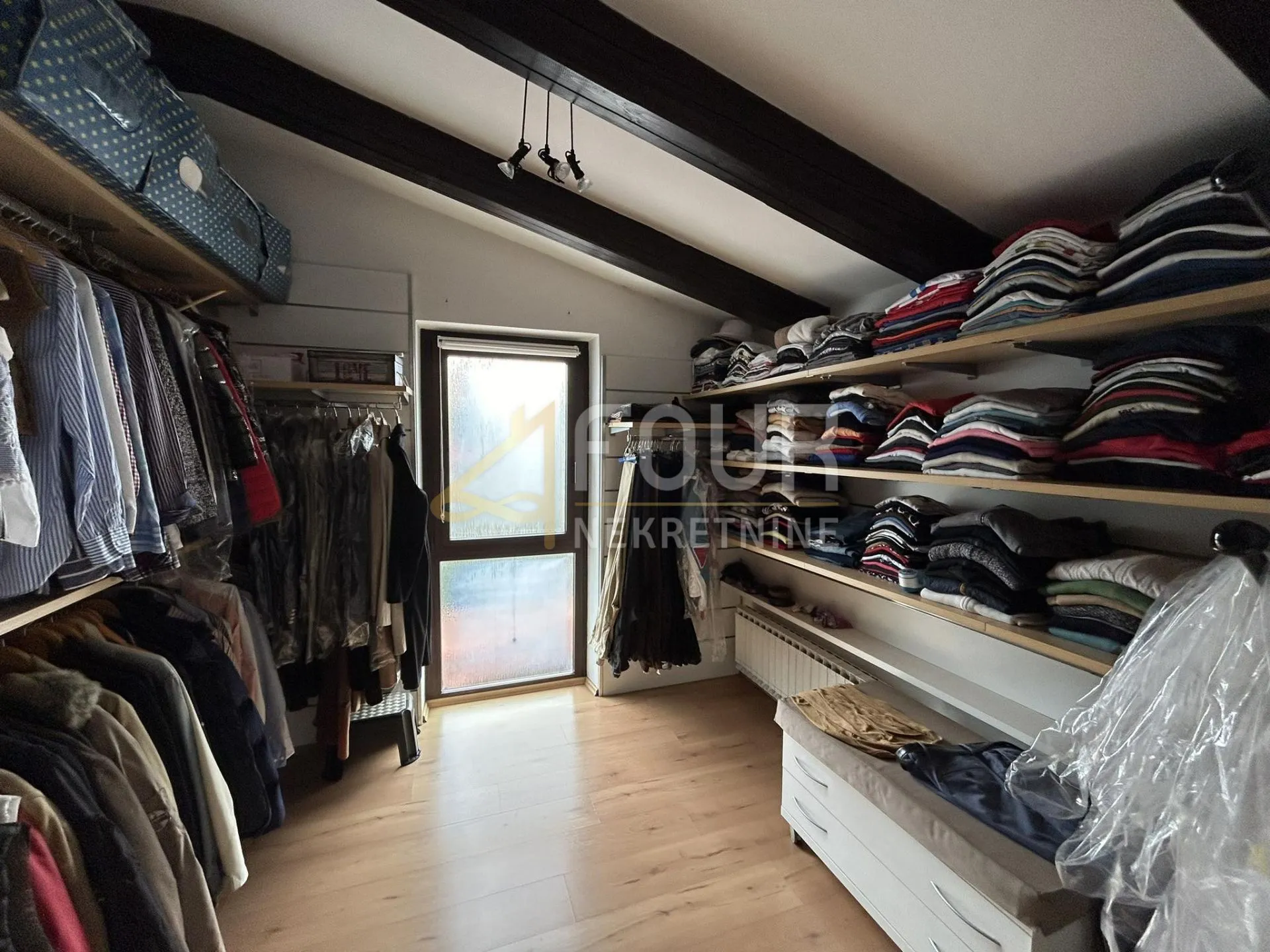 rijeka, zamet, 230m2, samostojeća kuća, konoba, garaža - slika 13