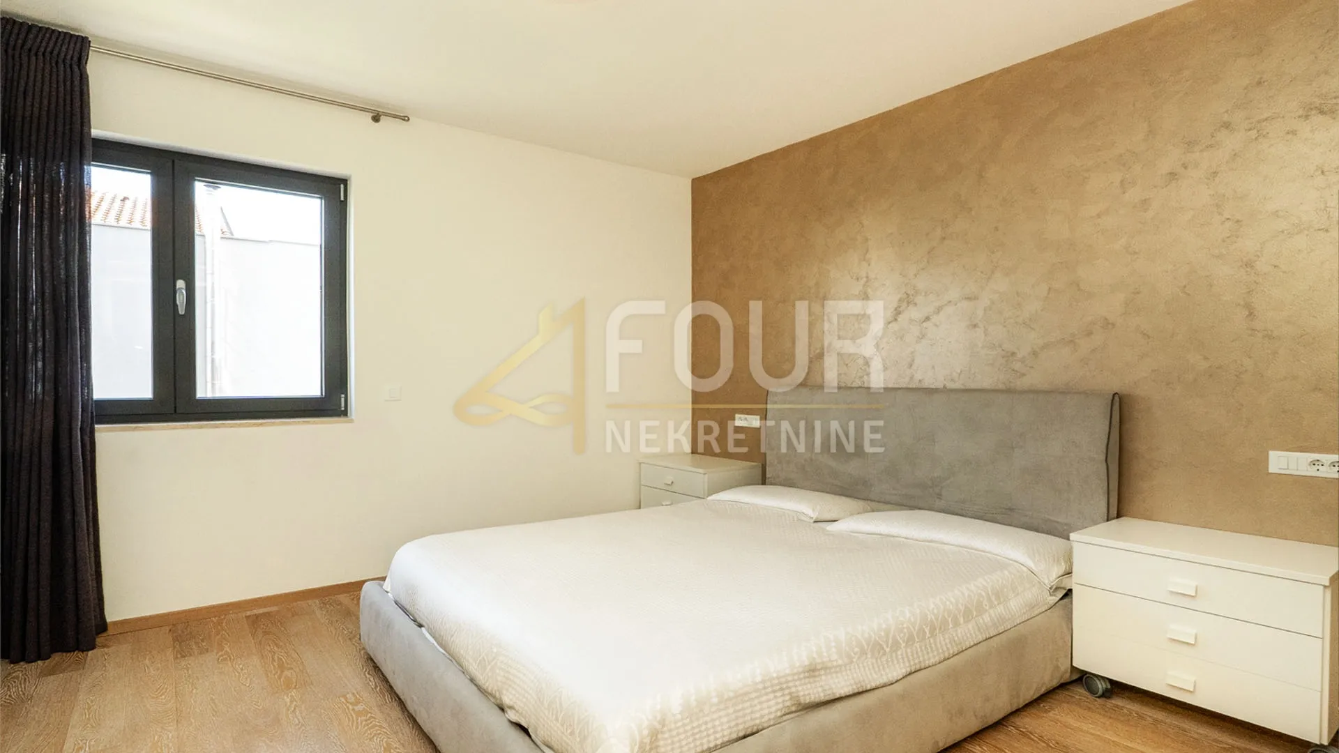 istra, rovinj, luksuzni dvoetažni penthouse, garaža, 100m od mora i plaže - slika 9