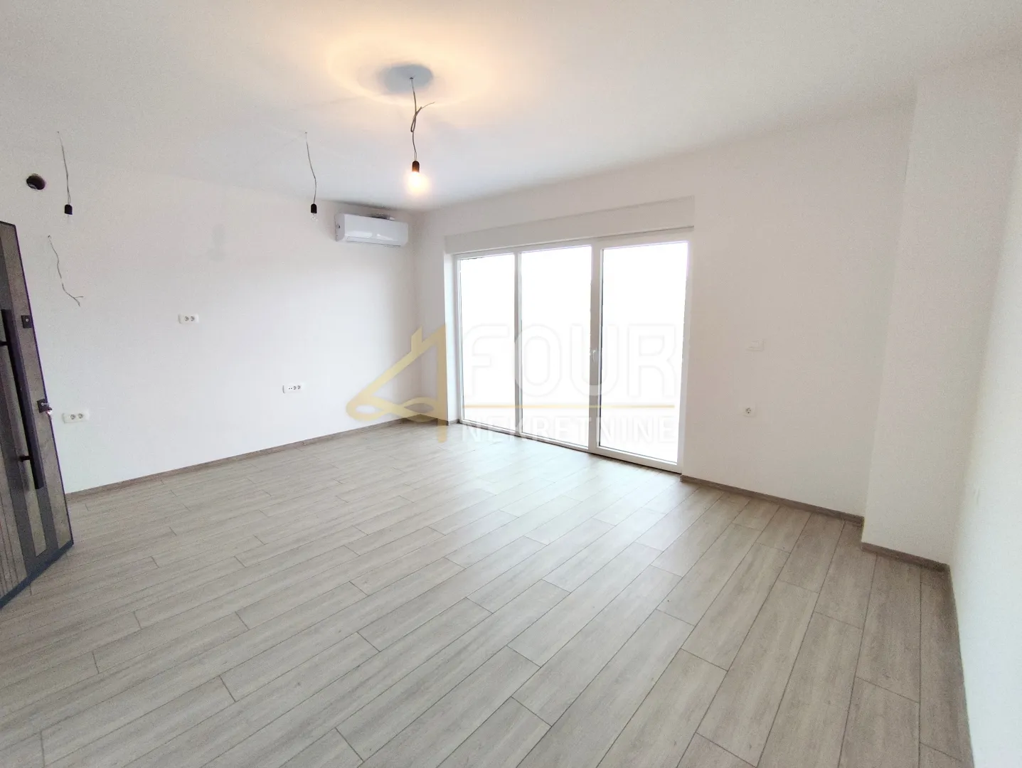 Istra, Medulin, novogradnja, 2s+db, balkon