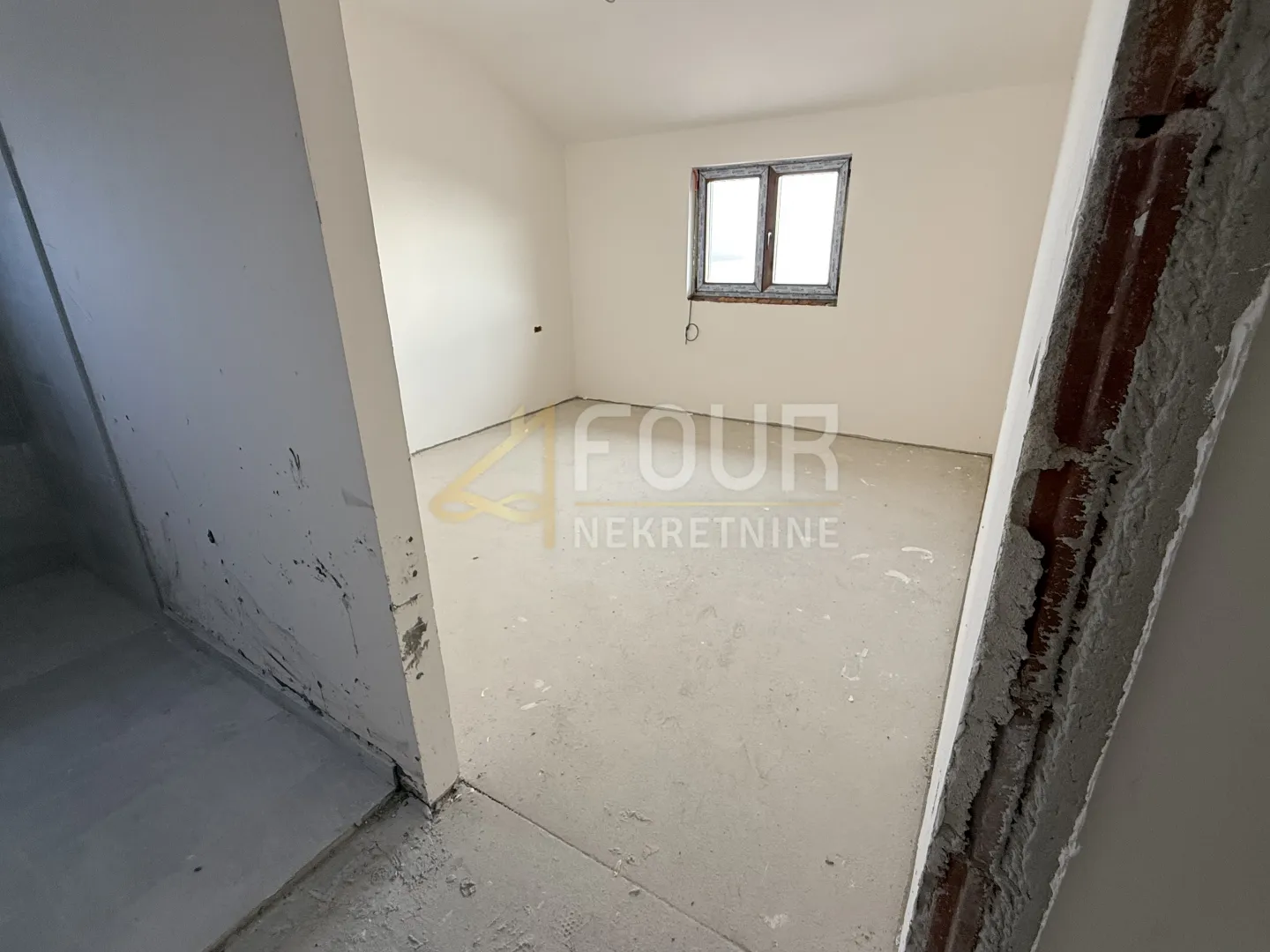 poljane, samostojeća kuća s bazen, 300m2 - slika 15