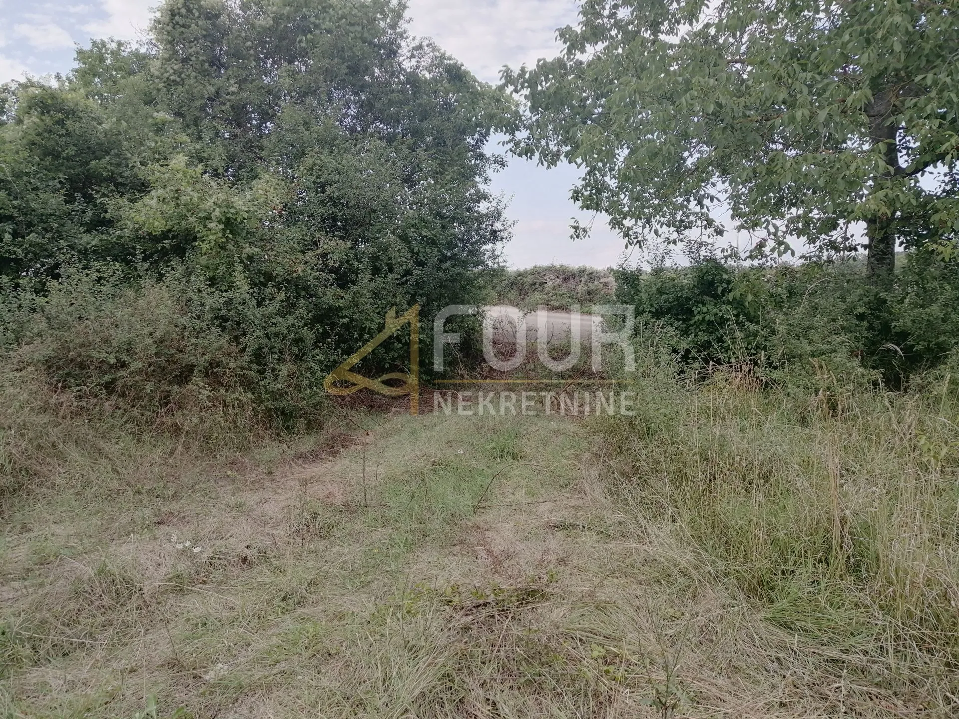 istra, kringa, poljoprivredno zemljište 539m2 - slika 2