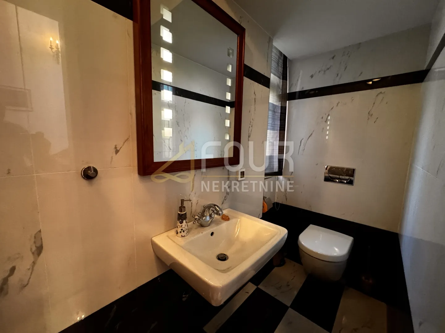 najam, opatija - centar, kuća s okućnicom, blizina mora! - slika 29