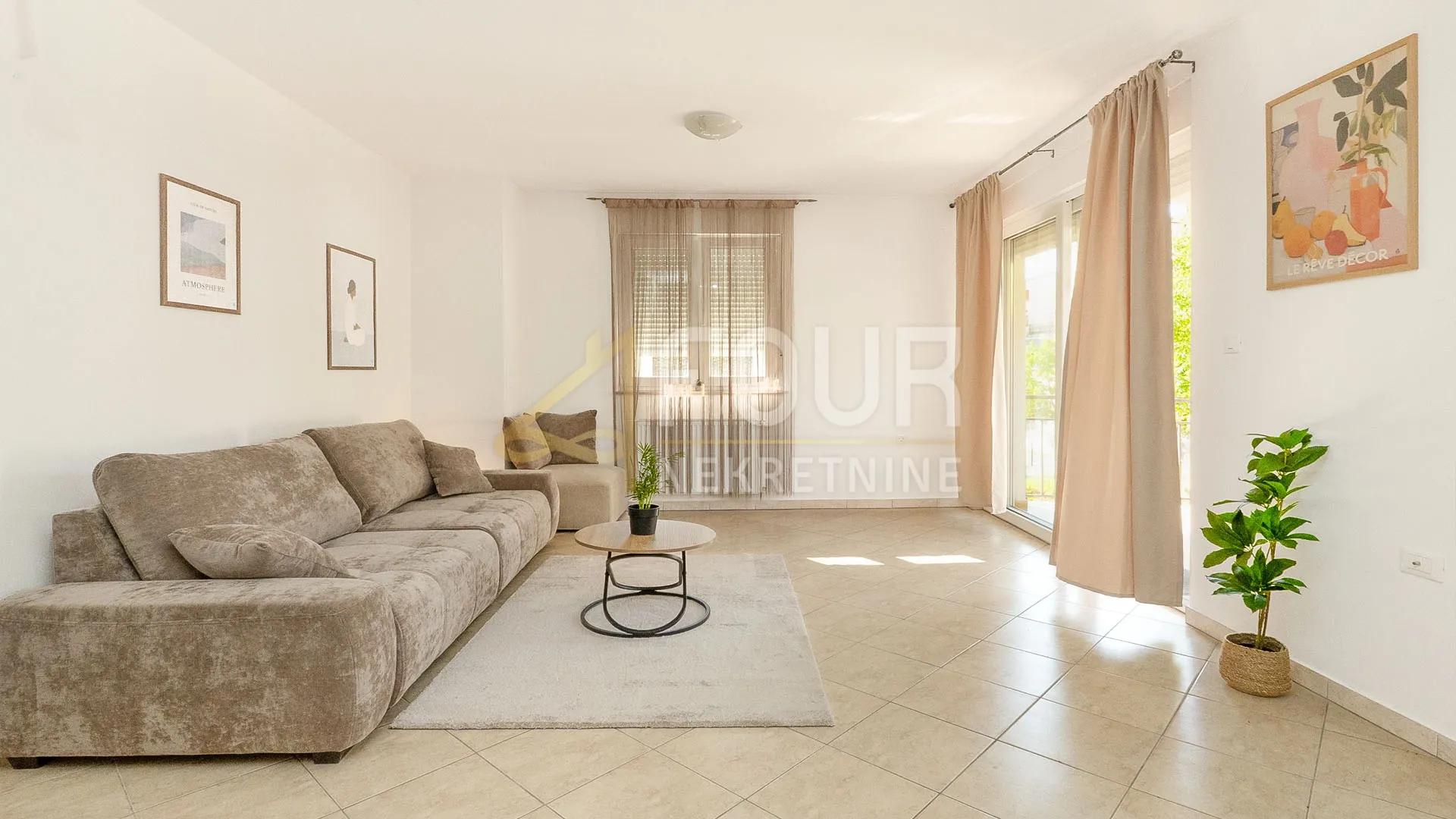 Viškovo, 75.11m2, 2s+db, balkon, veliko spremište!