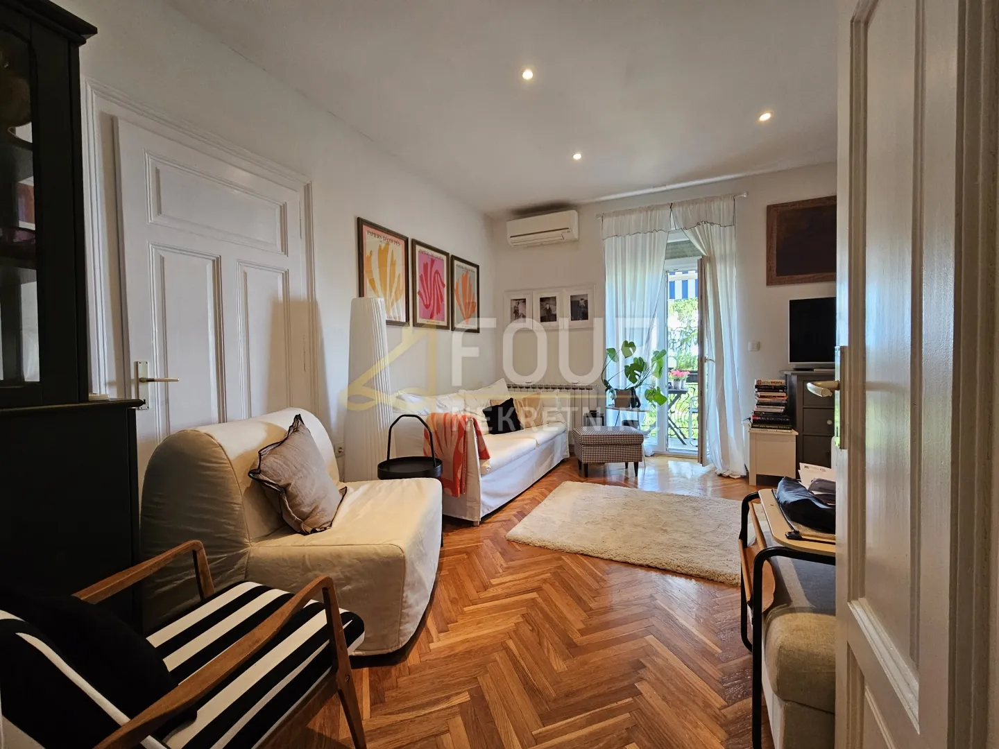 opatija - centar, 77.74m2, 1s+db, balkon - slika 2