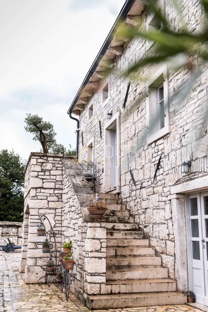 istra, tinjan, prekrasno imanje, dvije kamene kuće s bazenom - slika 9