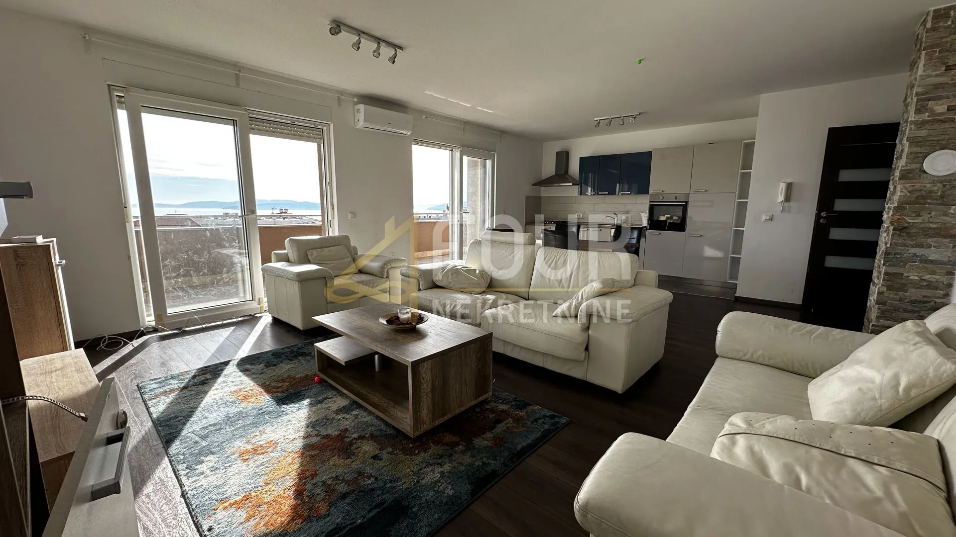 Rijeka, Srdoči, 3s+db, 132.26m2, terasa, okućnica