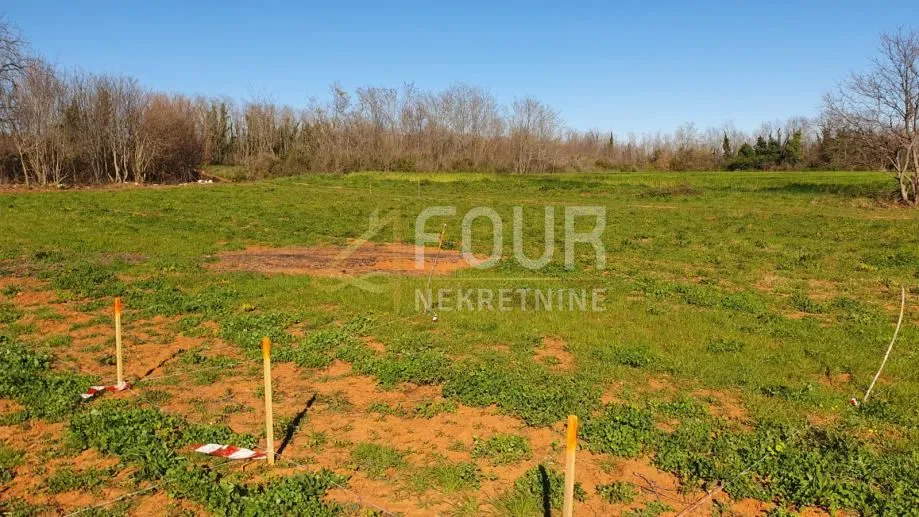 Istra, Vodnjan, poljoprivredno zemljište 590m2
