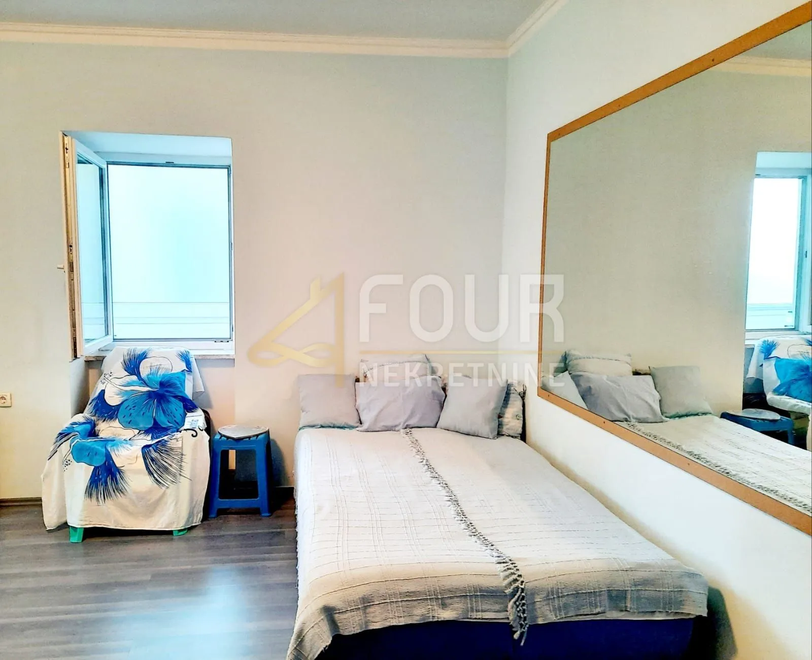opatija, 127.20m2, 2 stana - 3s+db i 1s+db - slika 11