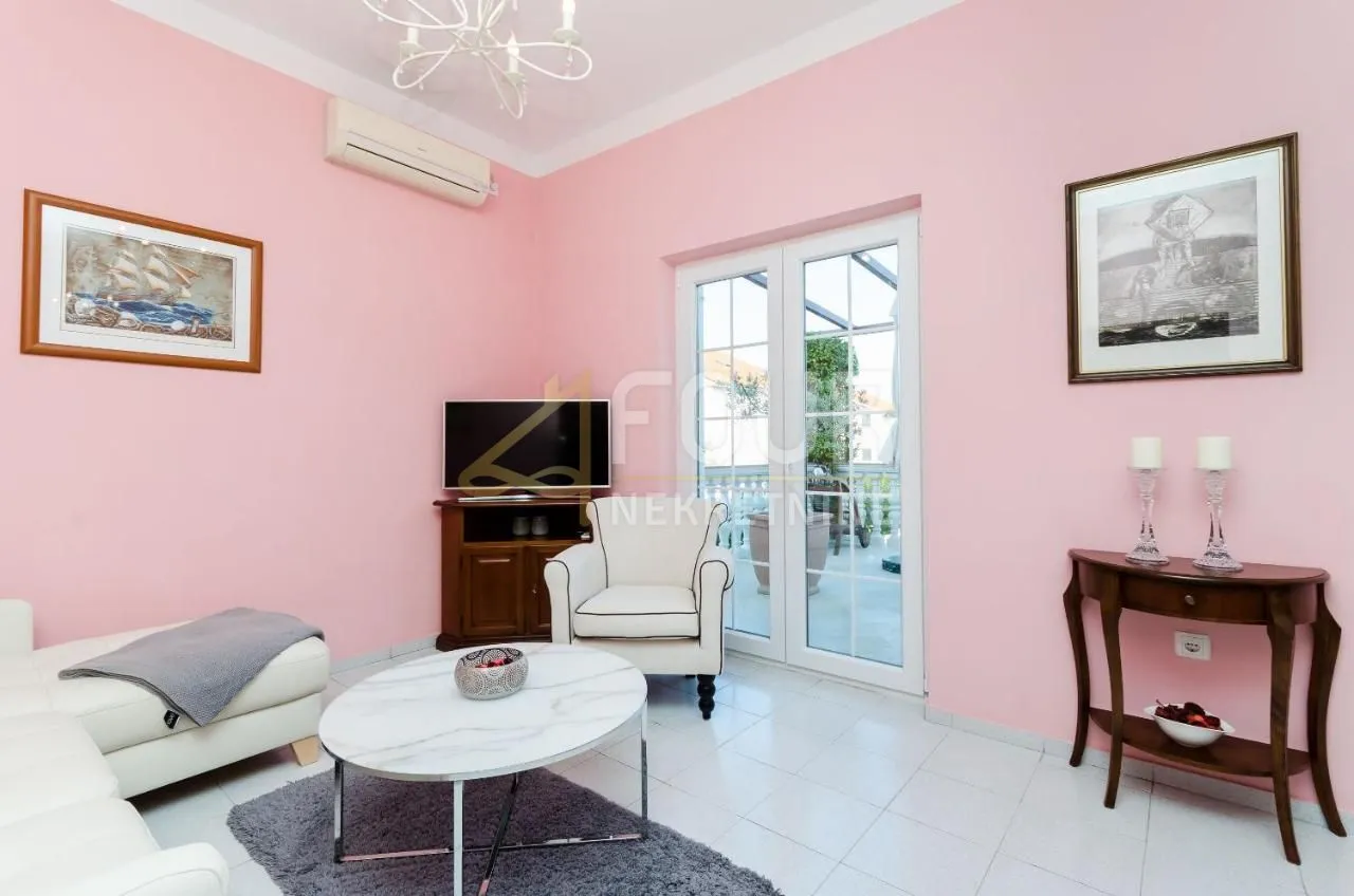 otok krk, malinska, kuća s bazenom i 9 apartmana - slika 12