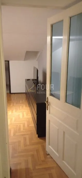 najam, rijeka, centar - slika 10