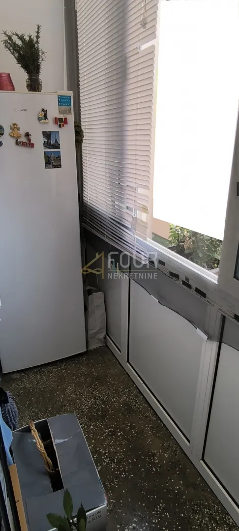 pula, centar, 1s+db, balkon, pogled na more - slika 2