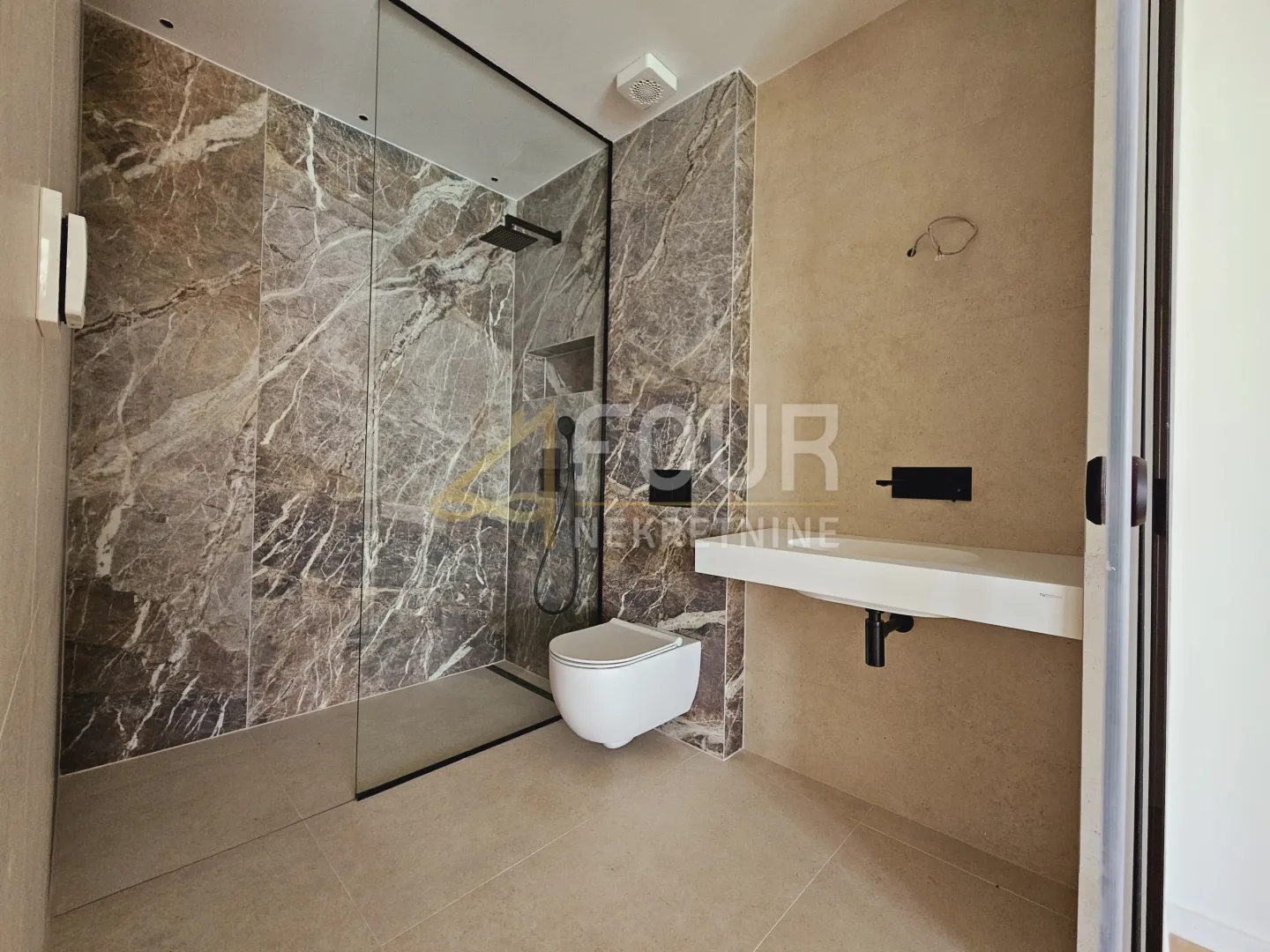 opatija, novogradnja, 238.01m2, dvoetažni 4s+db, bazen i okućnica - slika 19