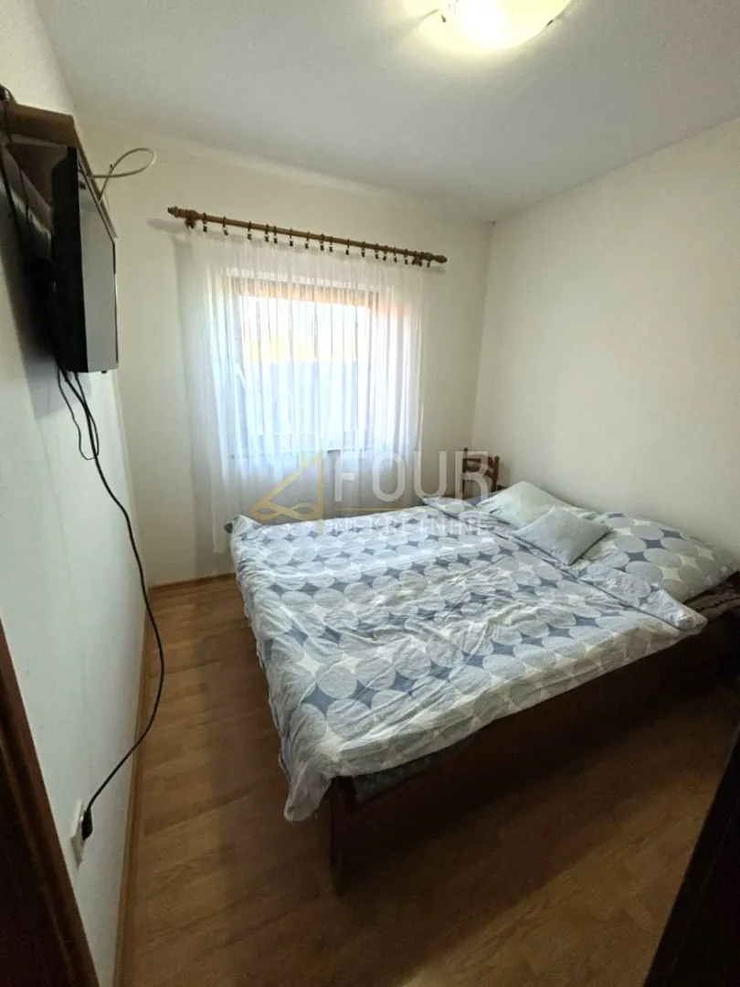 lika, plaški, samostojeća kuća na velikoj parceli - slika 3