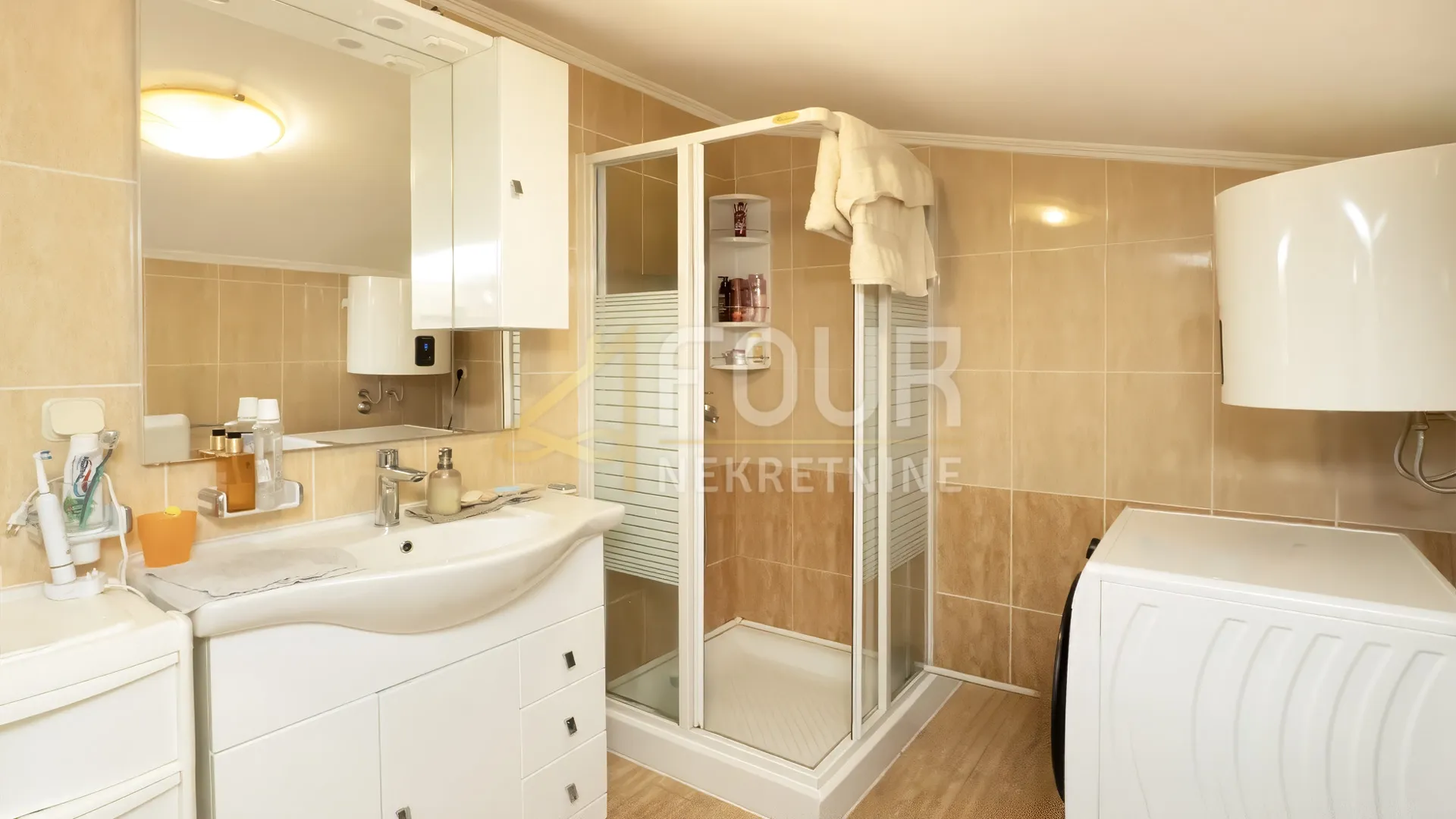 kastav, 76.50m2, 2s+db, terasa, pogled na more - slika 10
