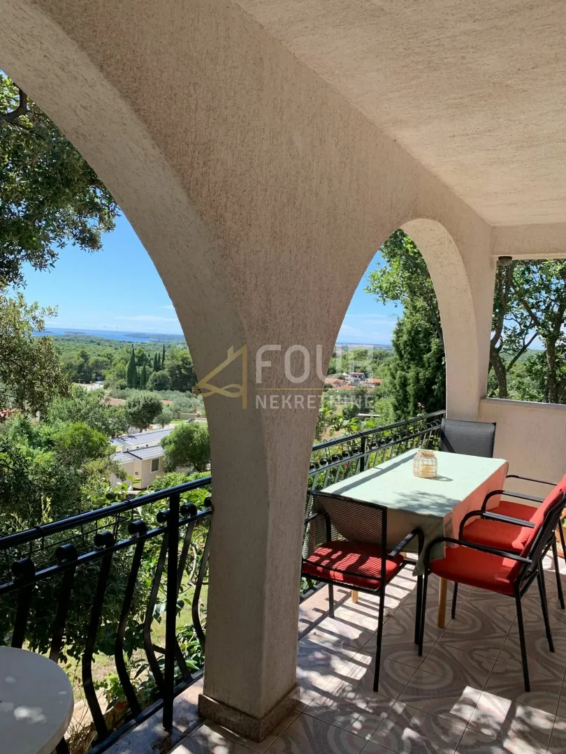 istra, rovinj, samostojeća katnica, 109m2, pogled na more - slika 3