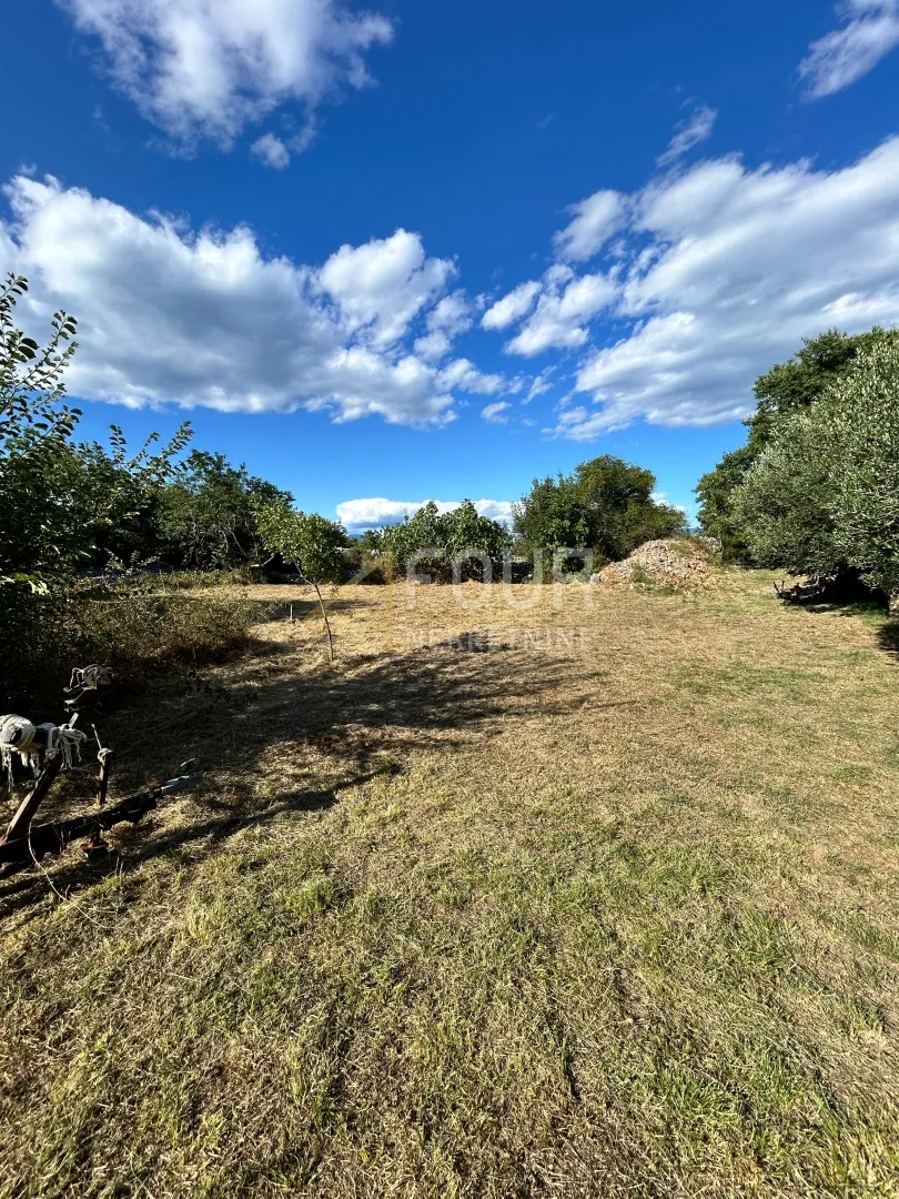 otok krk, vrbnik, građevinsko zemljište, 655m2 - slika 2