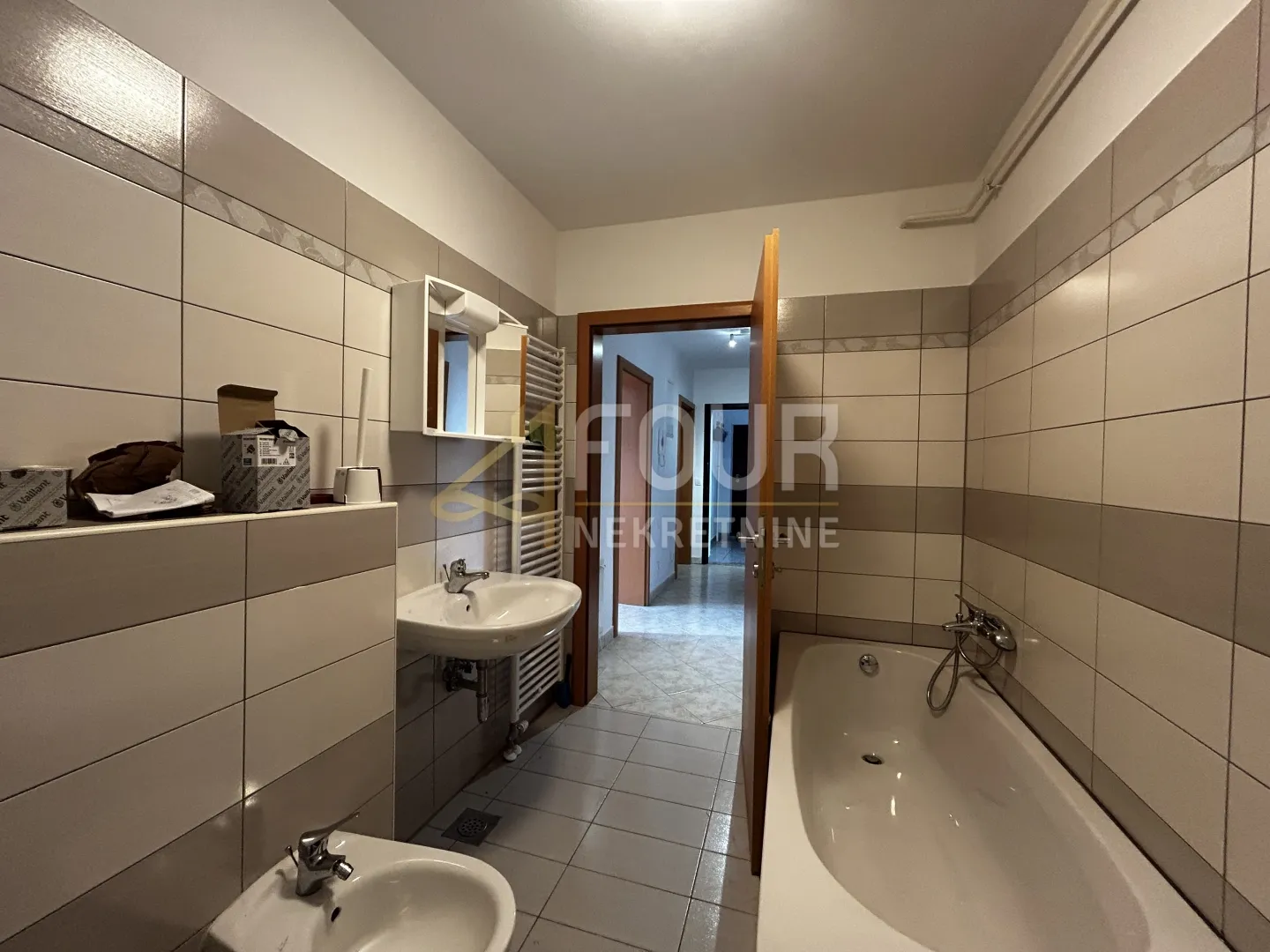 najam, rijeka, zamet, 80.05m2, 3s+db, za smještaj radnika! - slika 9