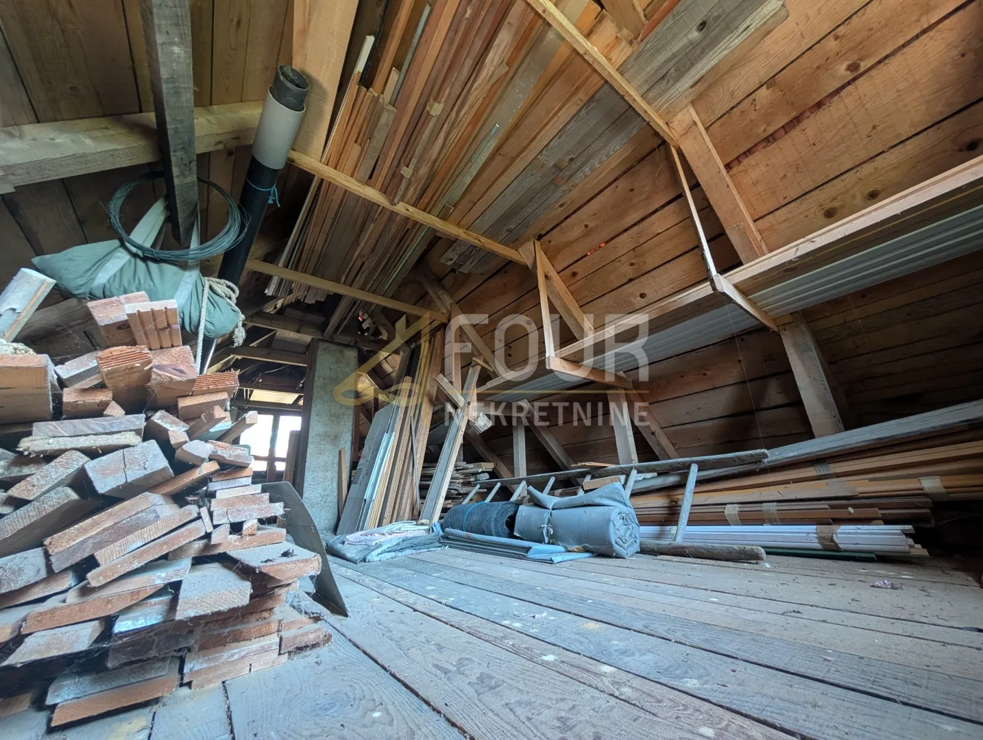 gorski kotar, lokve, gospodarska zgrada, 152.50m2 - slika 8
