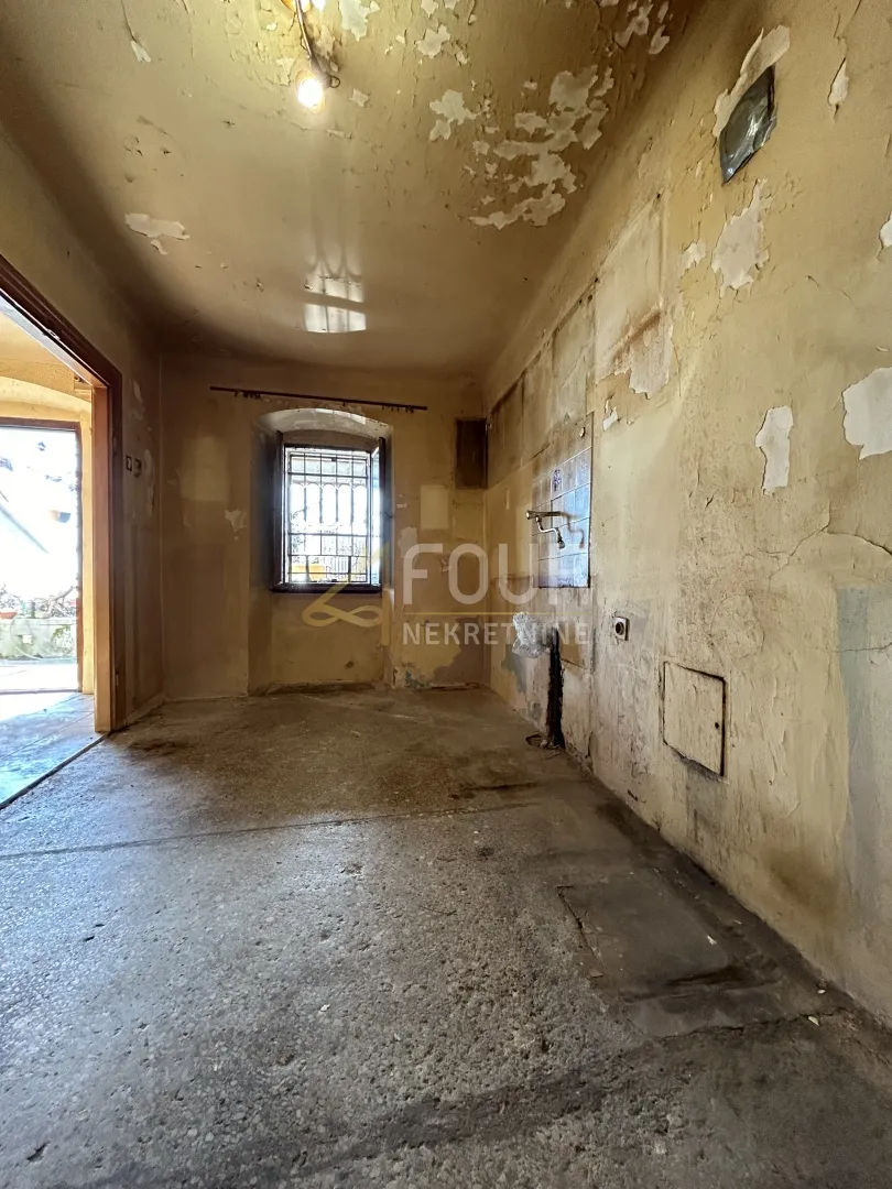 kostrena, dvojna kuća - starina, 115m2 - slika 11