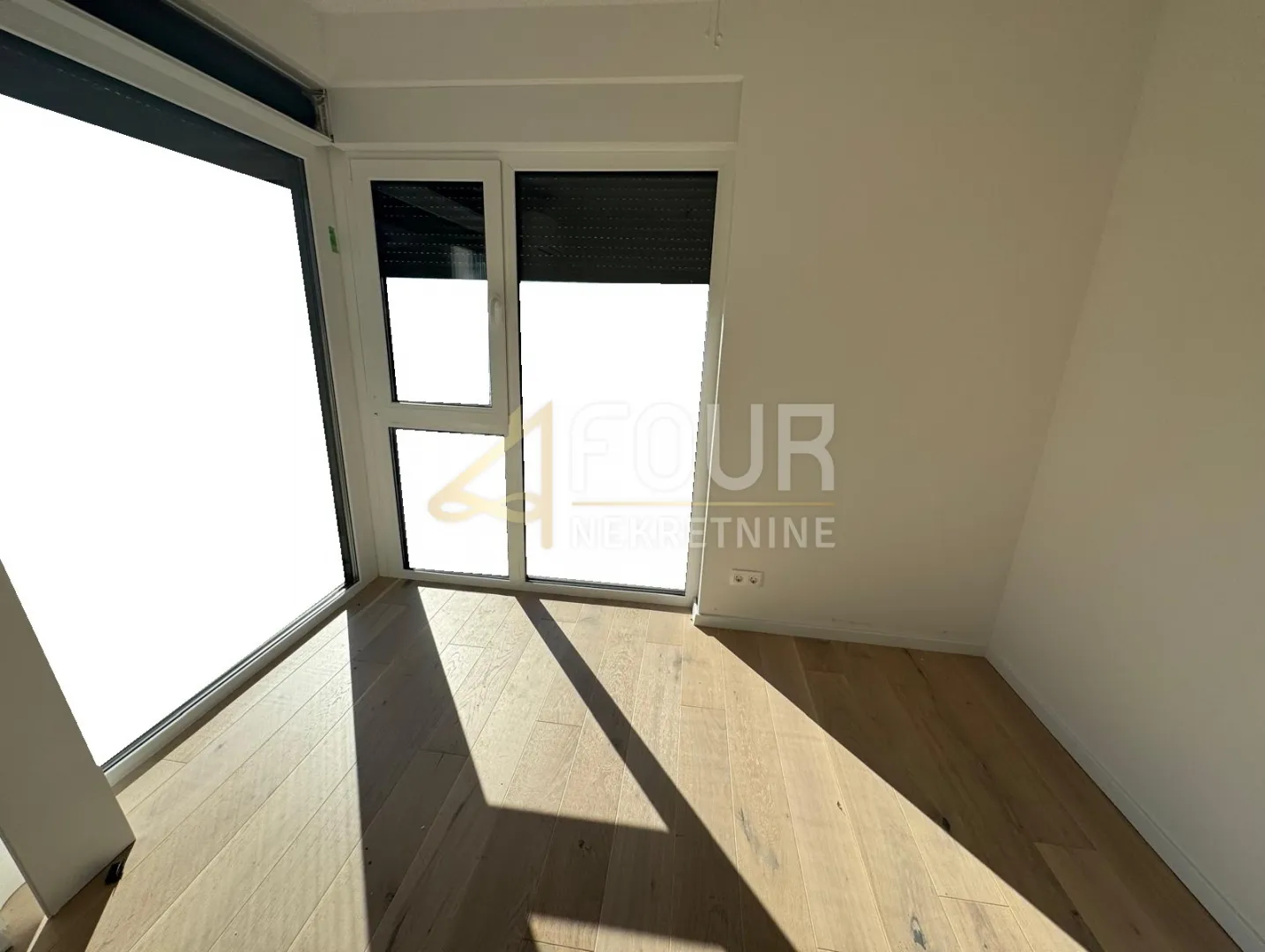 pavlovac, vrhunska novogradnja, 144.5m2, 3s+db, lođa, krovna terasa - slika 8