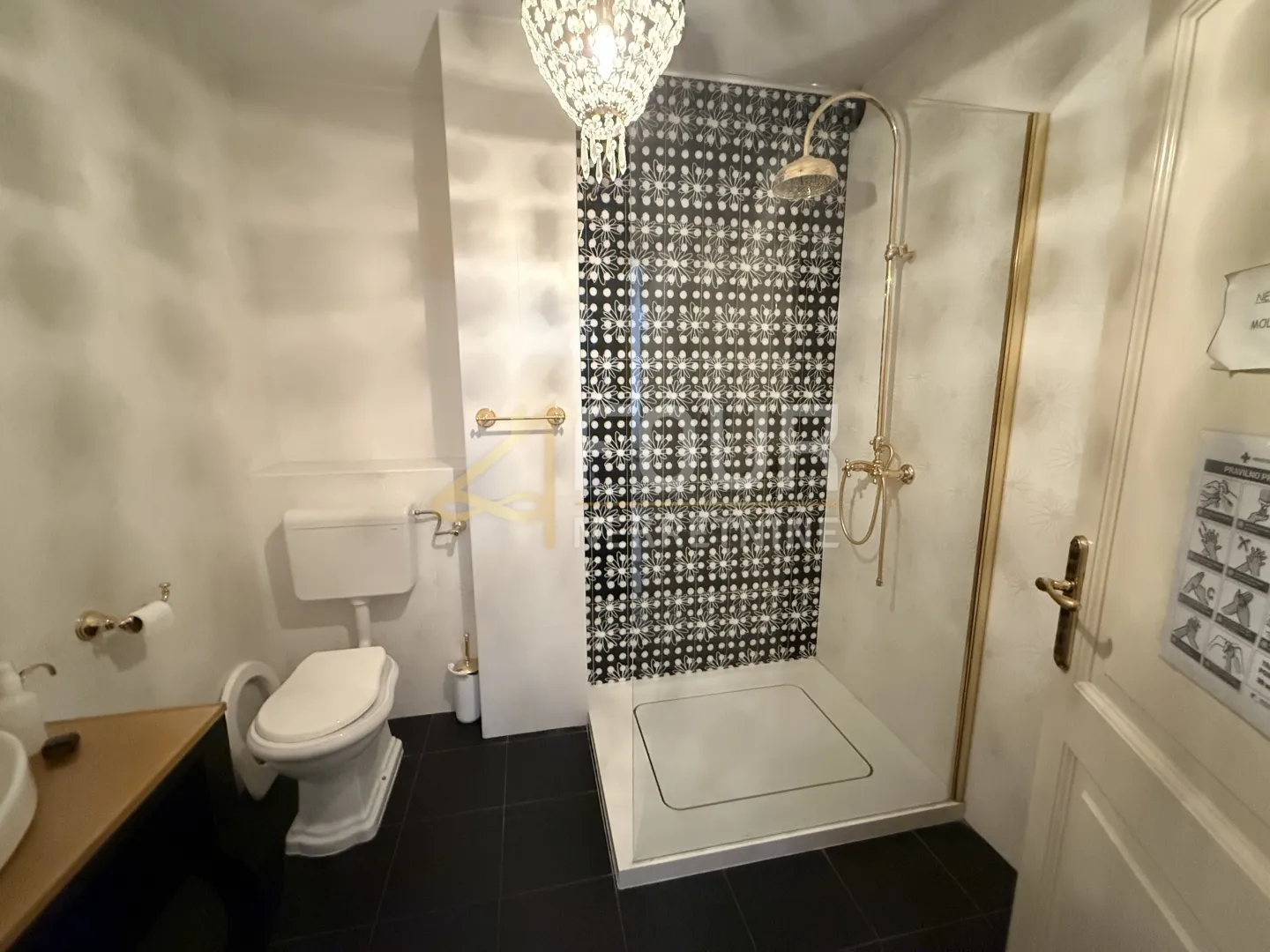 rijeka, stan na korzu, 136.17m2, balkon - slika 12