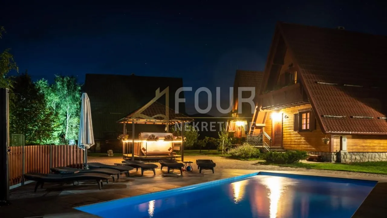 Gorski kotar, Crni Lug, imanje s 4 kuće, bazen, jacuzzi - Crni Lug, Delnice