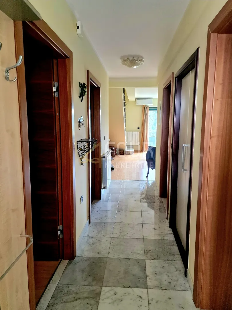 opatija - centar, vila s pogledom na more, 261m2 - slika 16