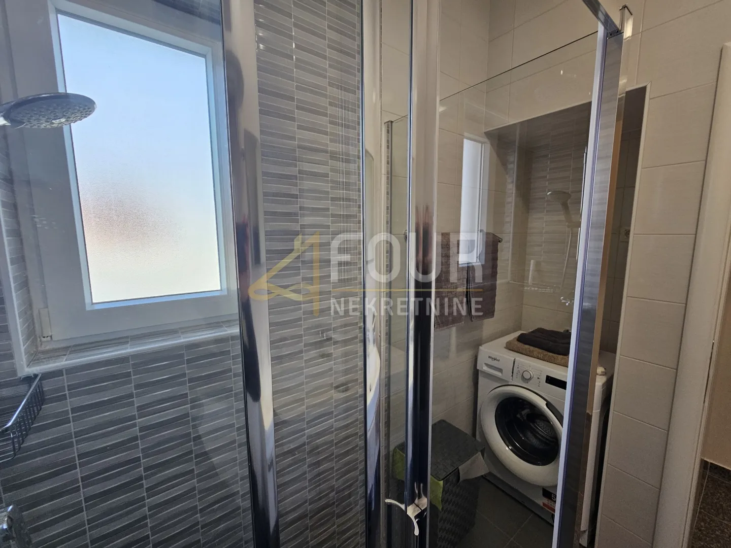 šibenik, vodice, dvojna kuća s 2 stambene jedinice - slika 23
