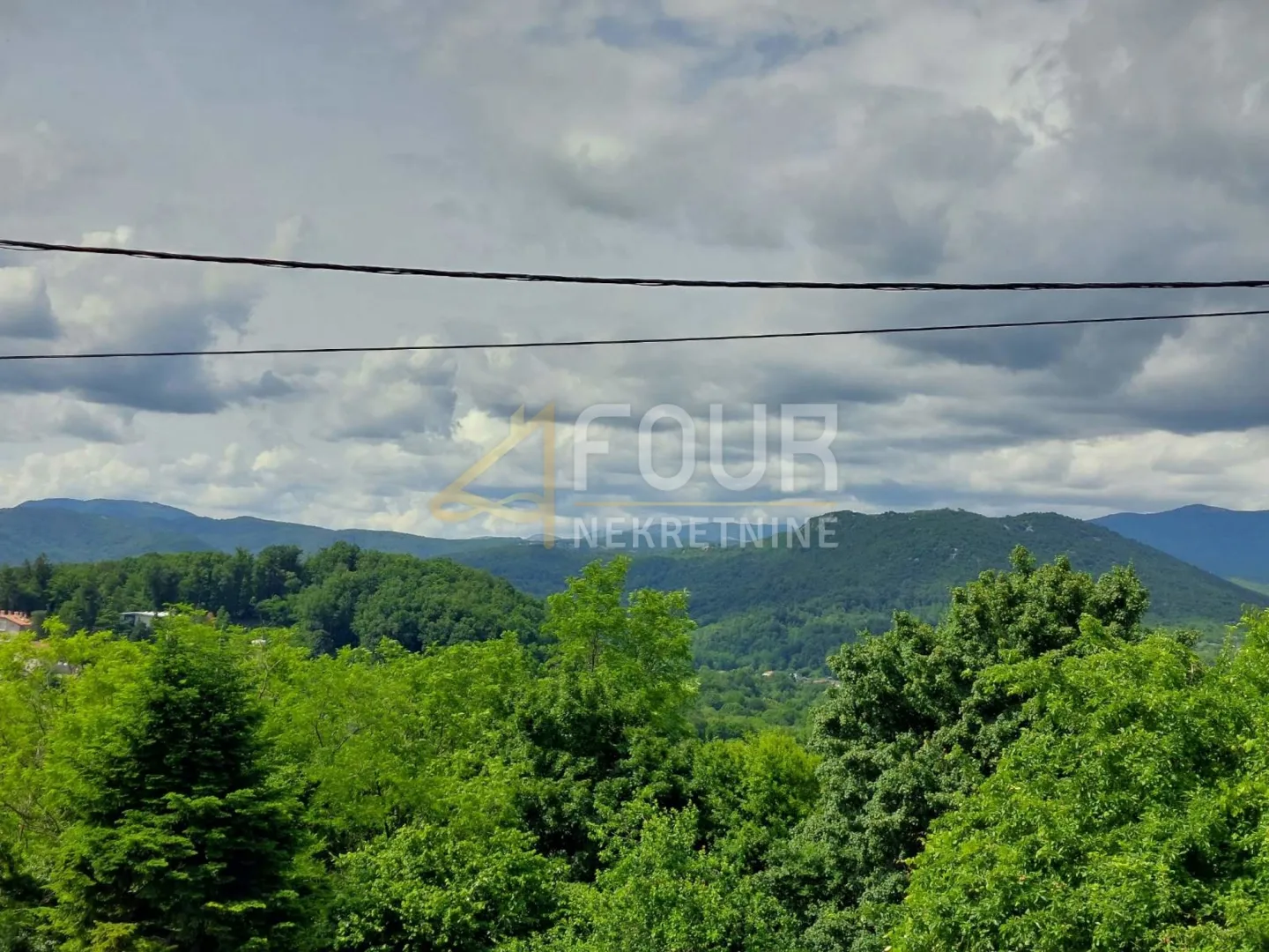 Grobnik, 507m2, zemljište s ucrtanom kućom - ruševinom! - Grobnik, Čavle