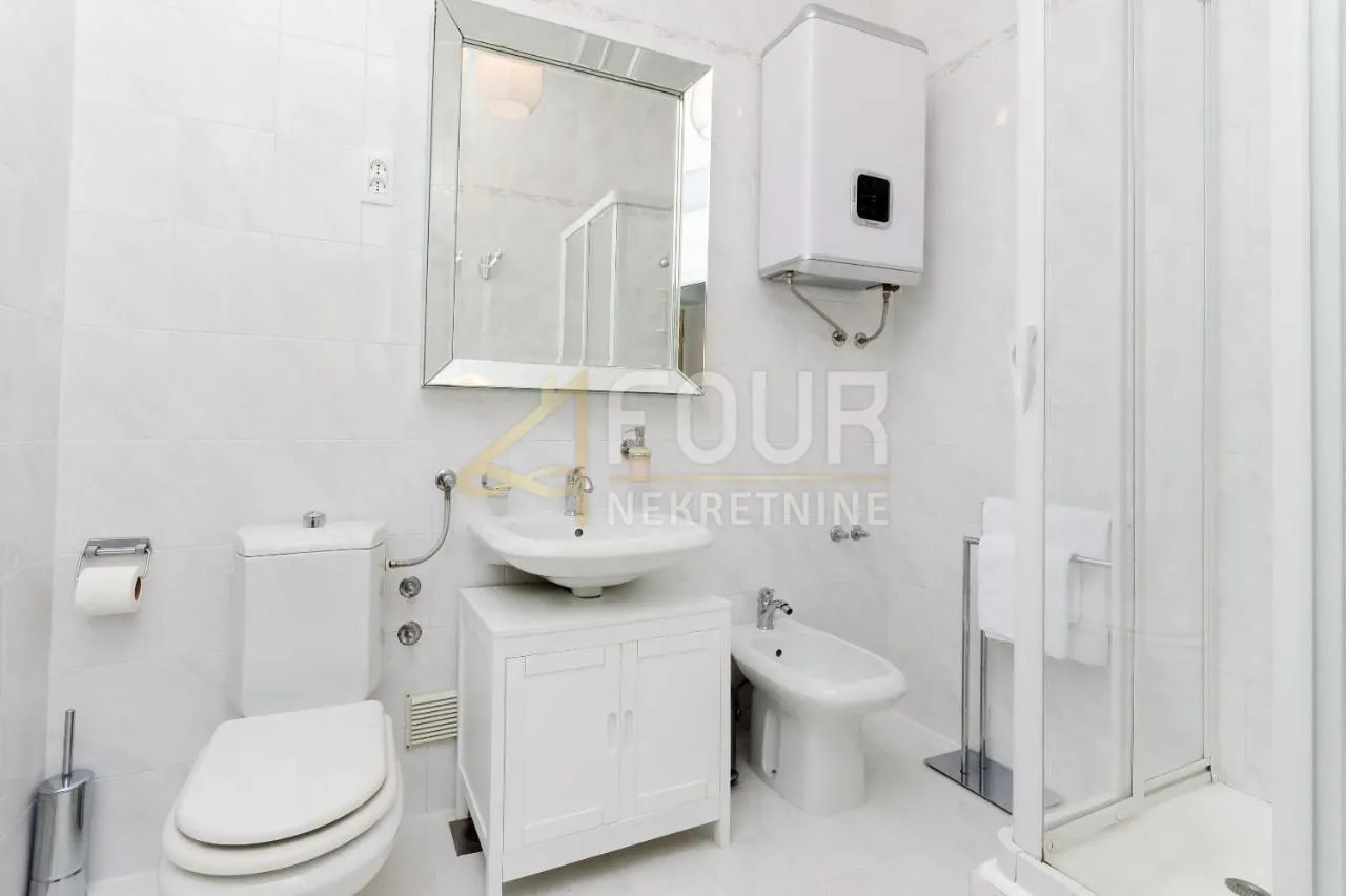 otok krk, malinska, kuća s bazenom i 9 apartmana - slika 20